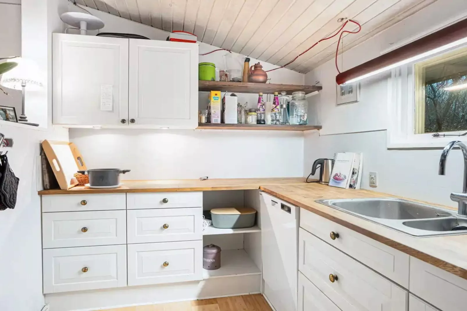 5 star holiday home in Dronningmølle-Indoor