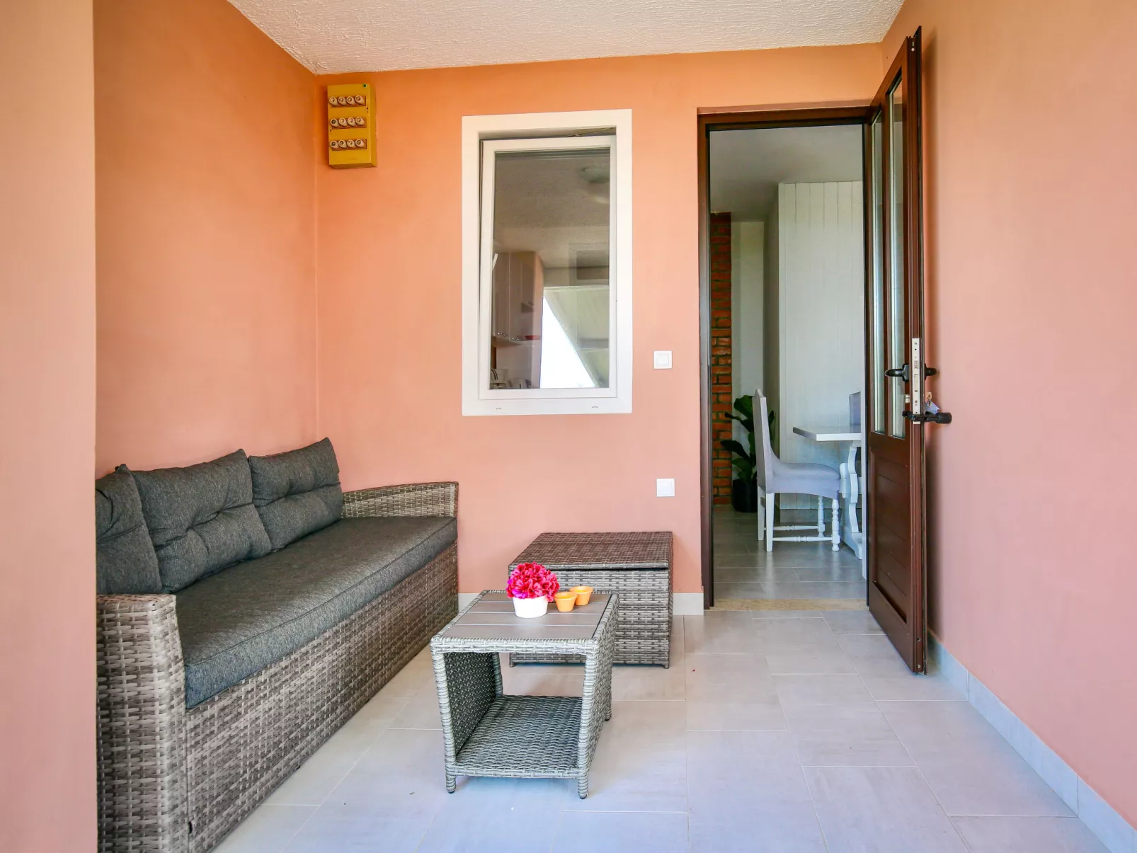 Haus Peric-Dehors