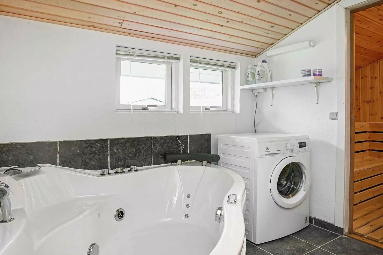 5 star holiday home in Juelsminde-Indoor