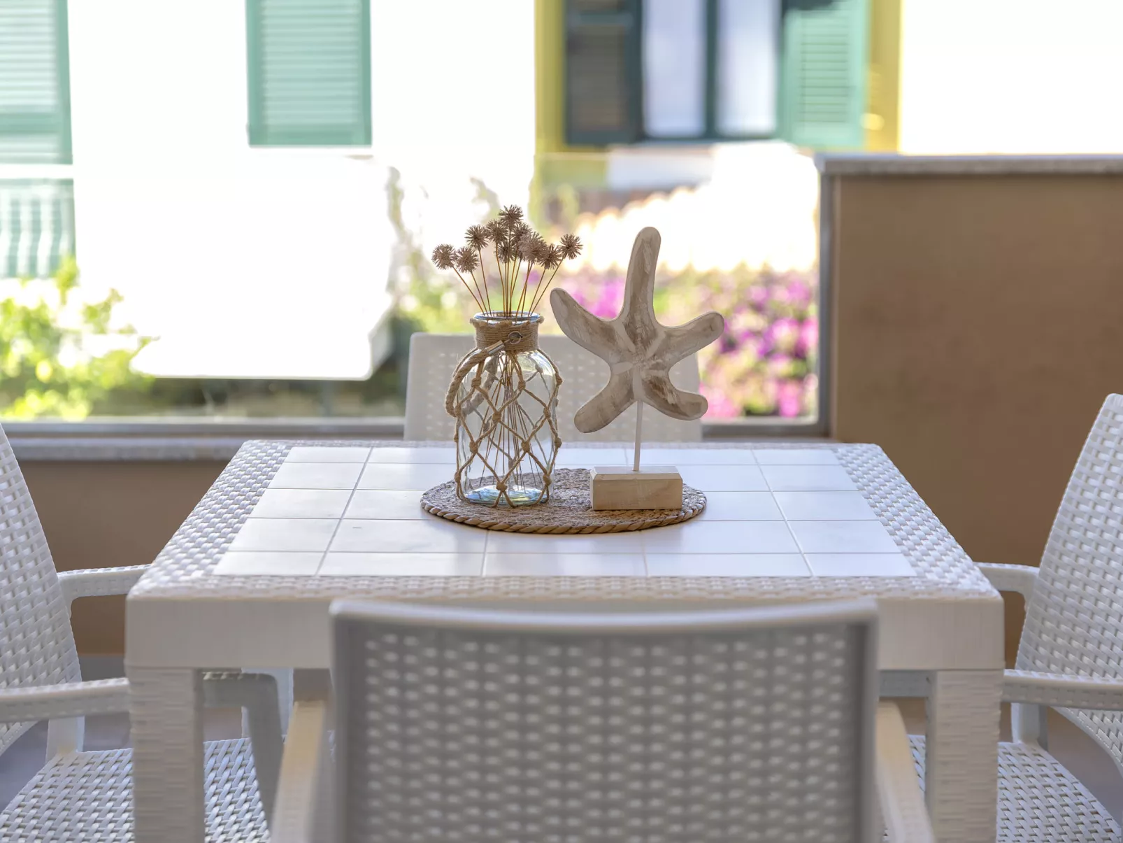 Granello di sole-Dehors