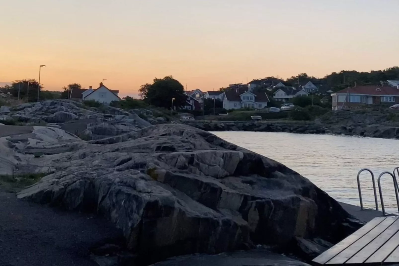 Strandhaus in Sandvik mit Pool