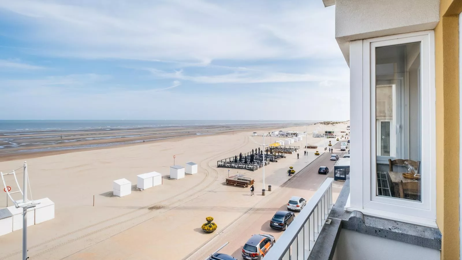 Nepto troisième-View in summer