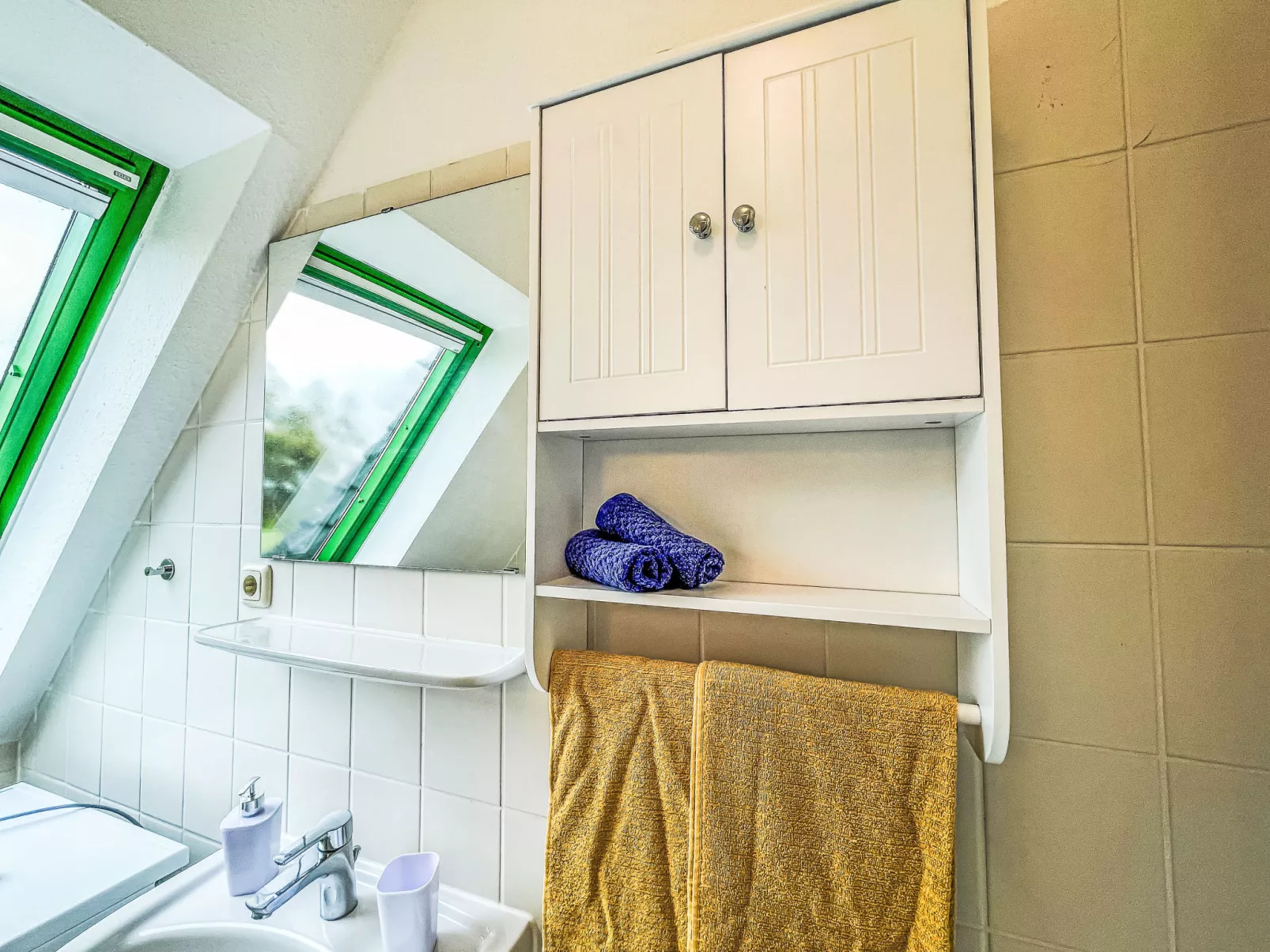 Wariner Straße-Drinnen