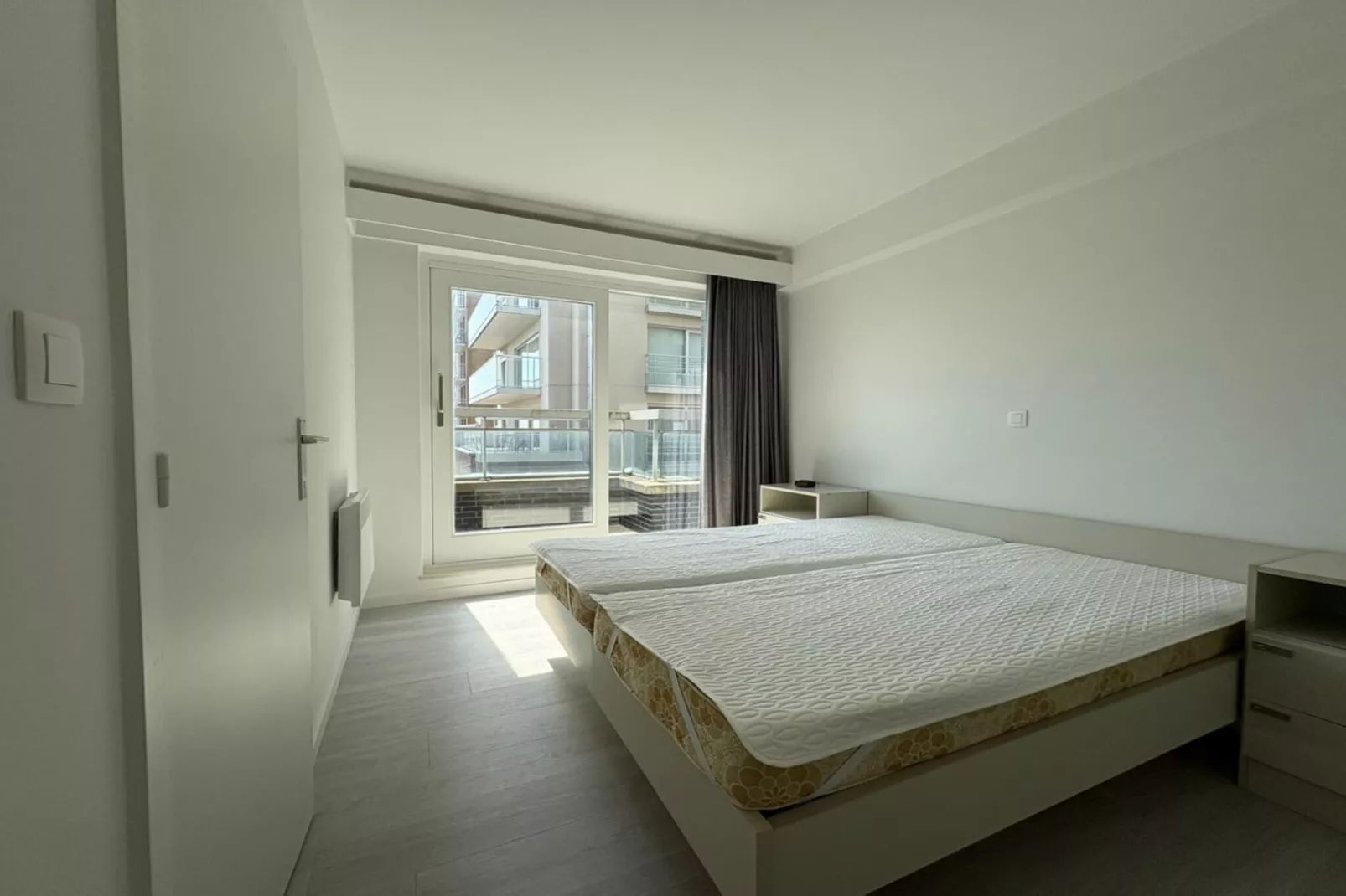 FASHION2 0501-Bedroom