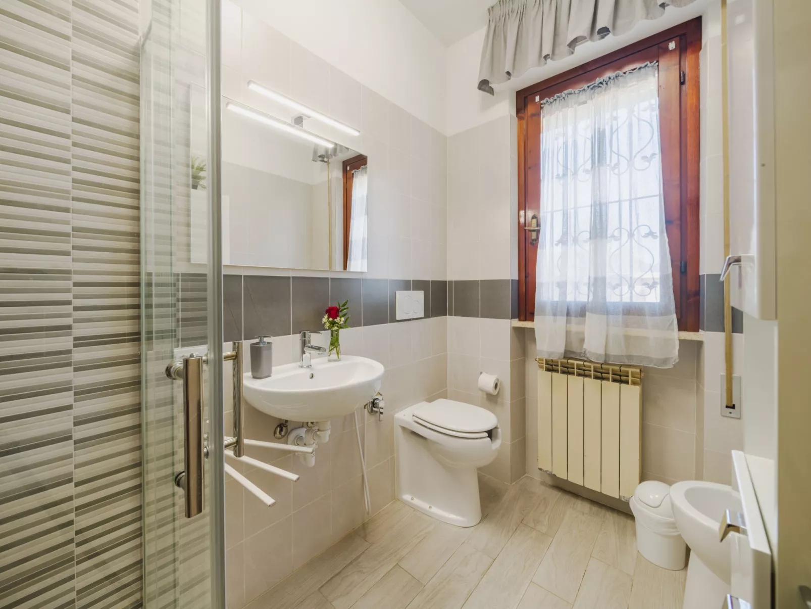 Sunflower piano terra-Dedans