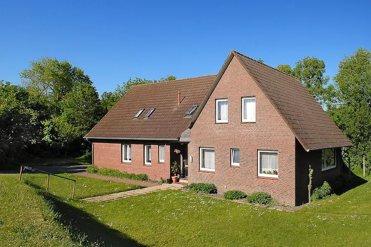 Ebbe Haus Hafeneck-Exterior in summer