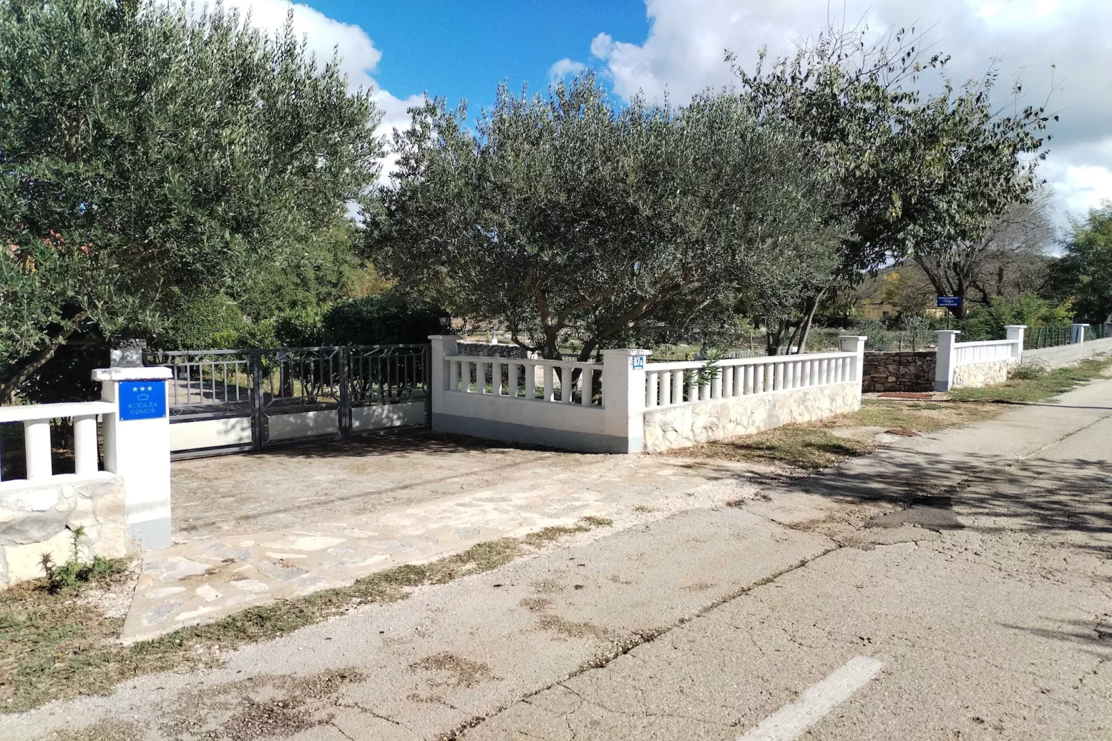Holiday Home Višnja - Two Bedroom Holiday Home with Terrace - Outdoor