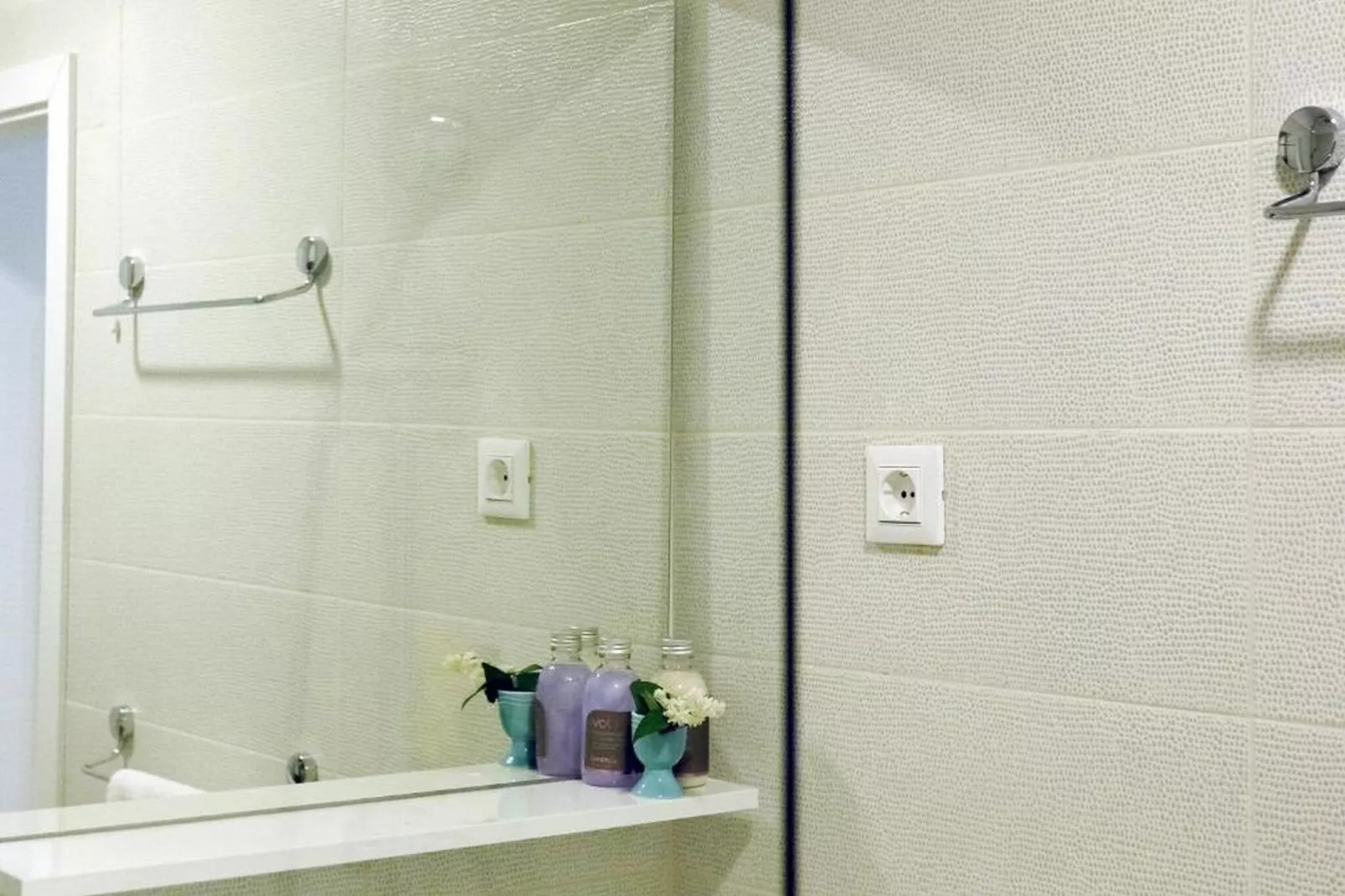 Apartments Blue Lavender - Two Bedroom Apartment-Bathroom