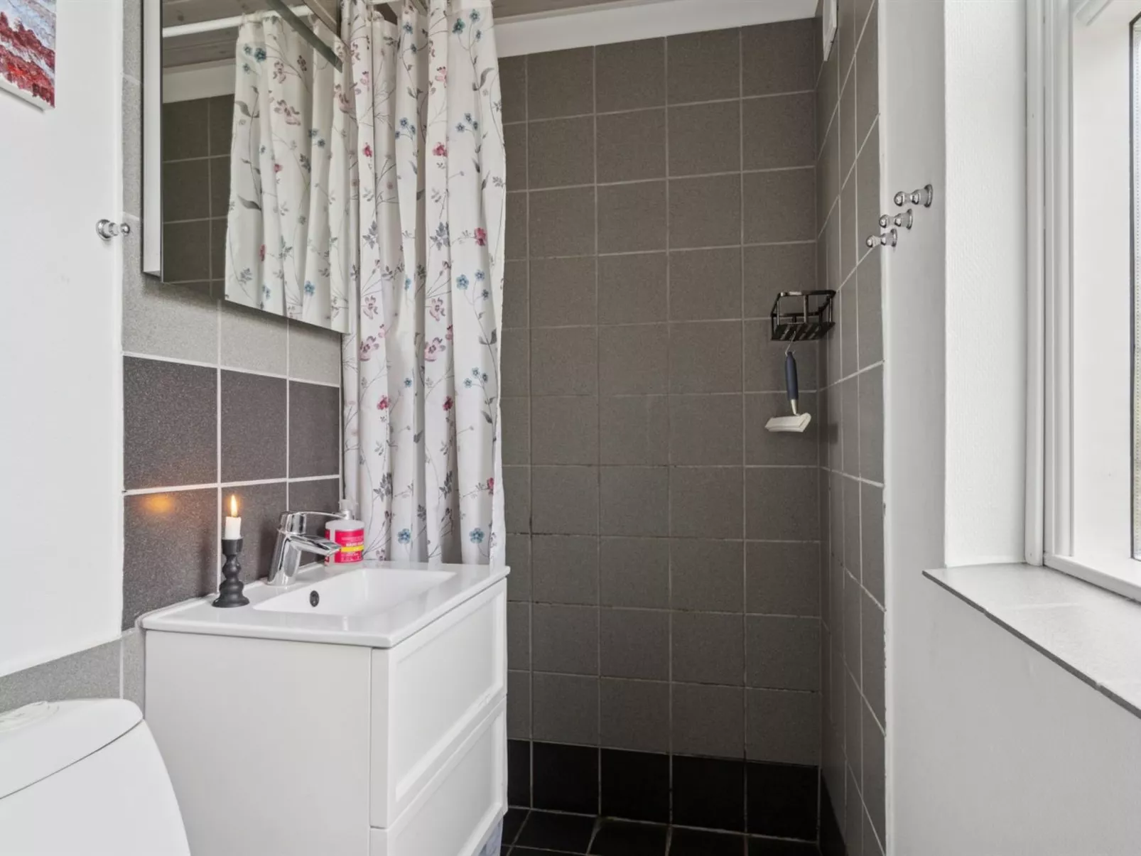 "Elle" - 175m from the sea-Drinnen