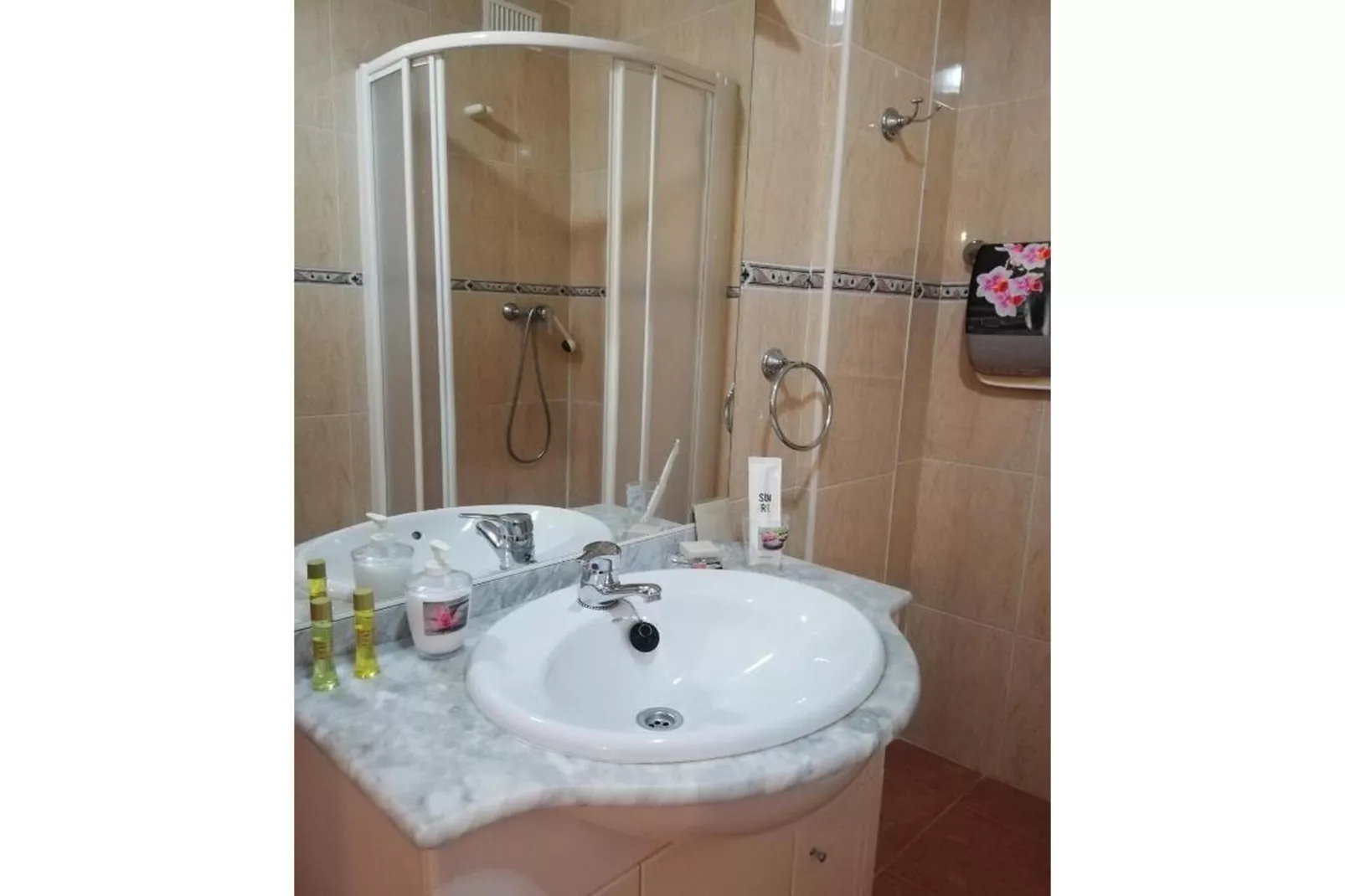 CT 371 AL - Faro's Veraplaya Naturista Apartment-Bathroom