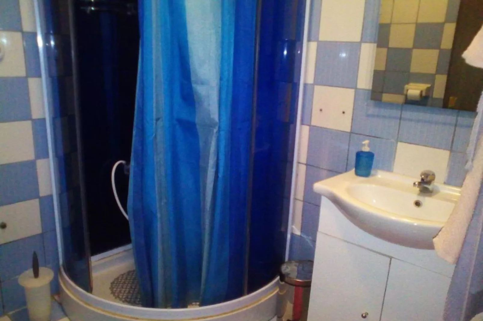 Rooms Zeko - Classic Double Room with Terrace-Badezimmer