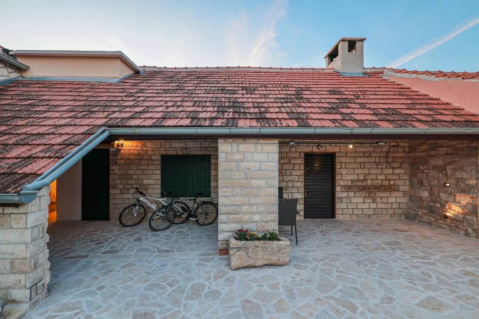 Authentic Villa Vita-Extérieur été