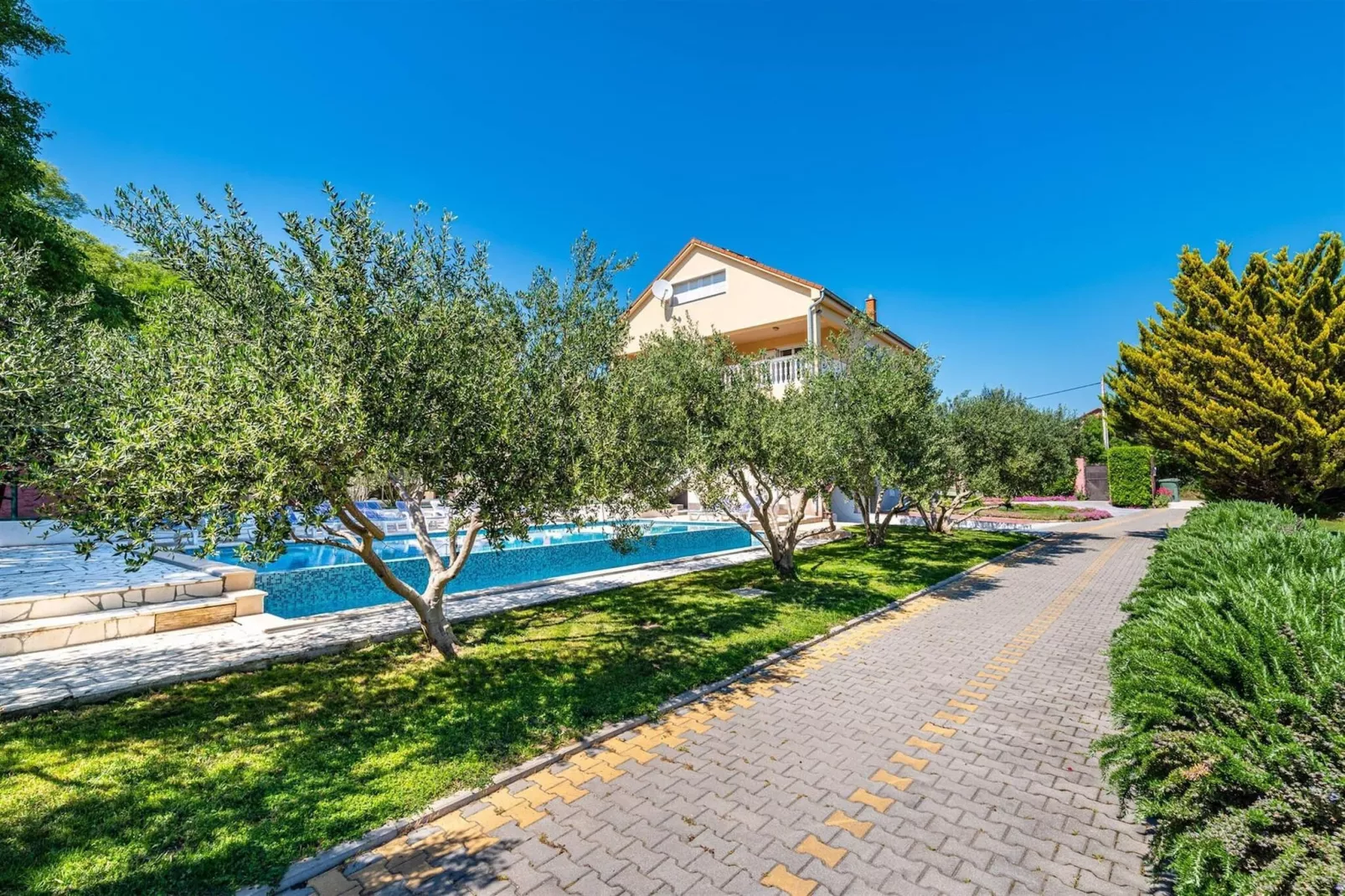 Holiday home Blanka-Extérieur été