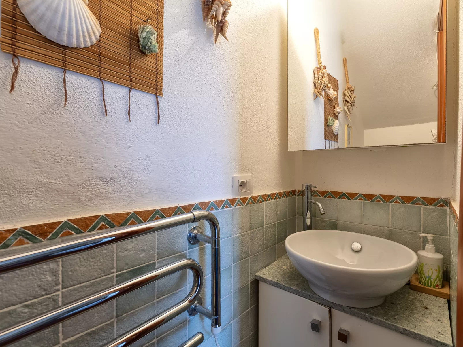 Baia Delle Mimose-Drinnen