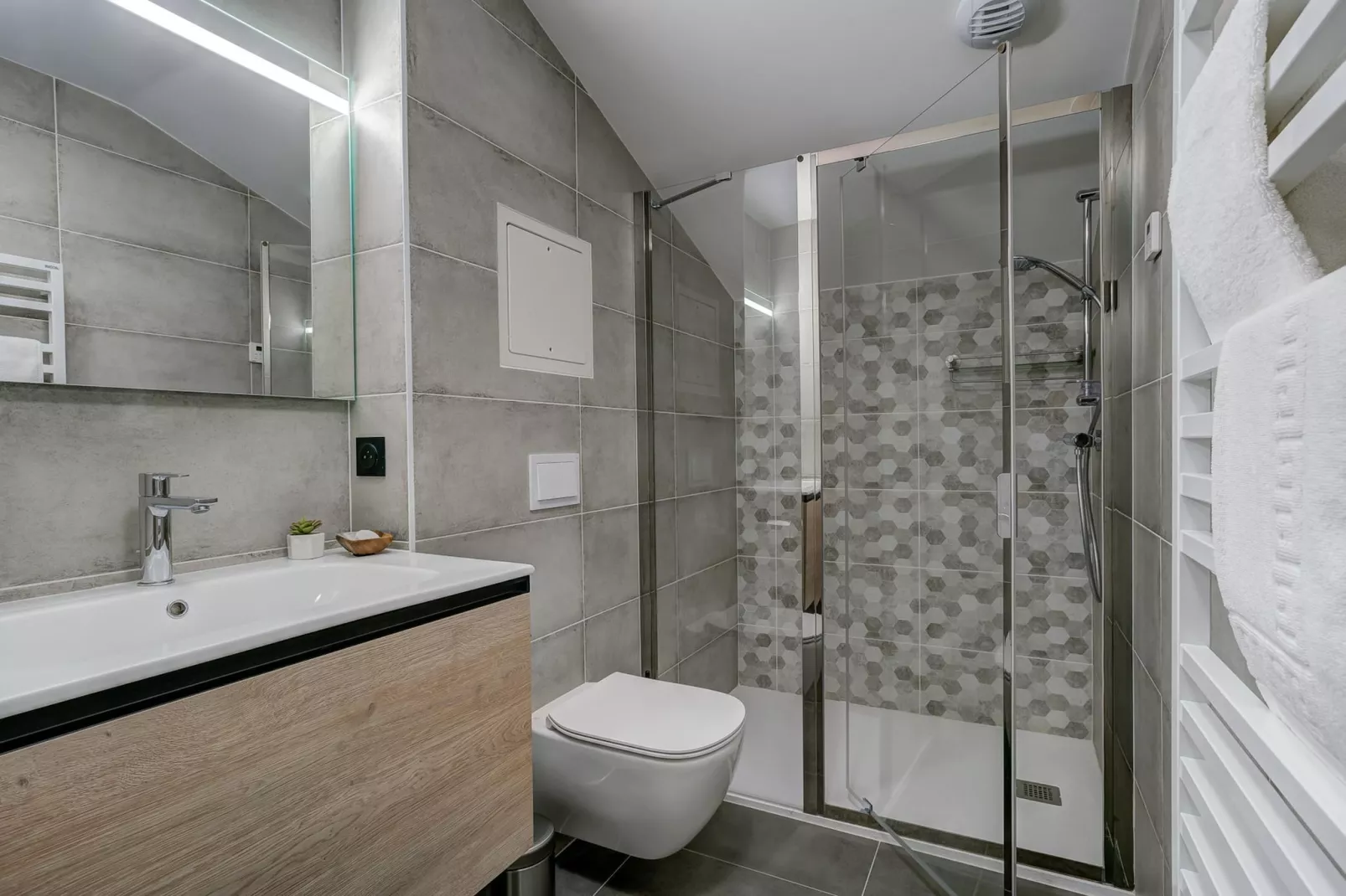 White Pearl A34-Badezimmer