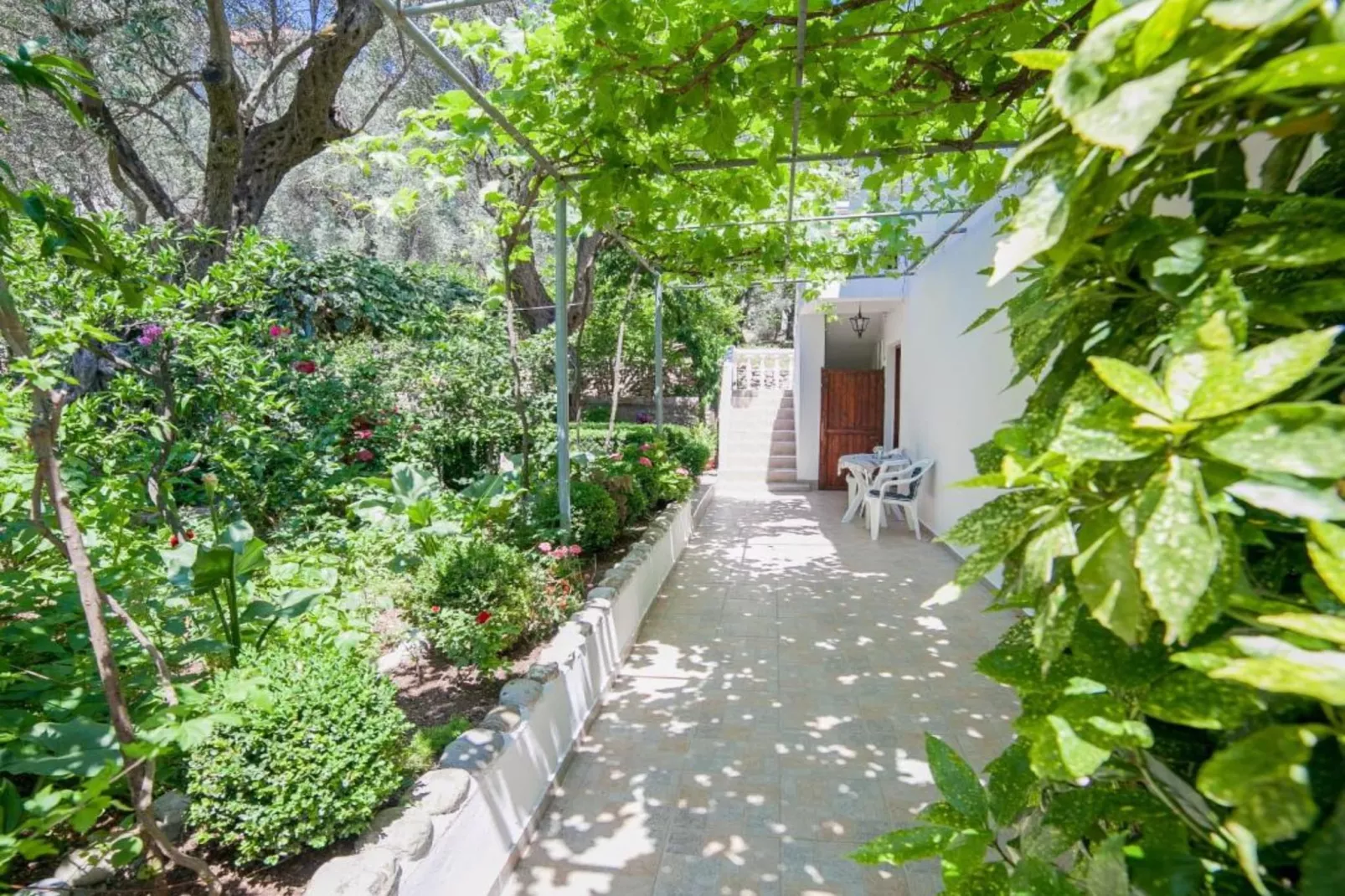 Petrovac Serenity Stay Near the Beach - Standard Double Room 2-Im Freien