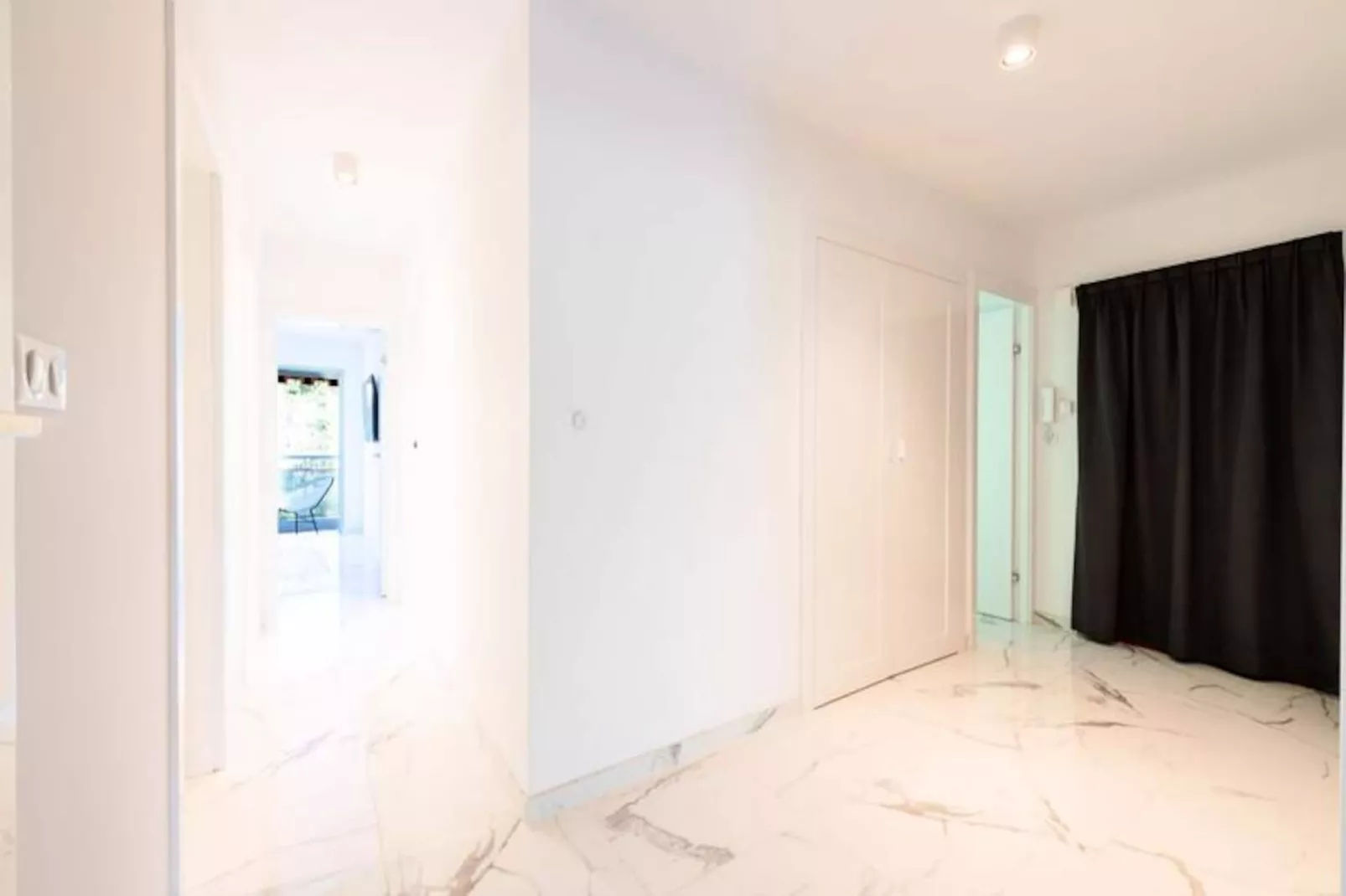 Résidence Spacieux 3p En R&eacute;sidence Avec Piscine-Untagged