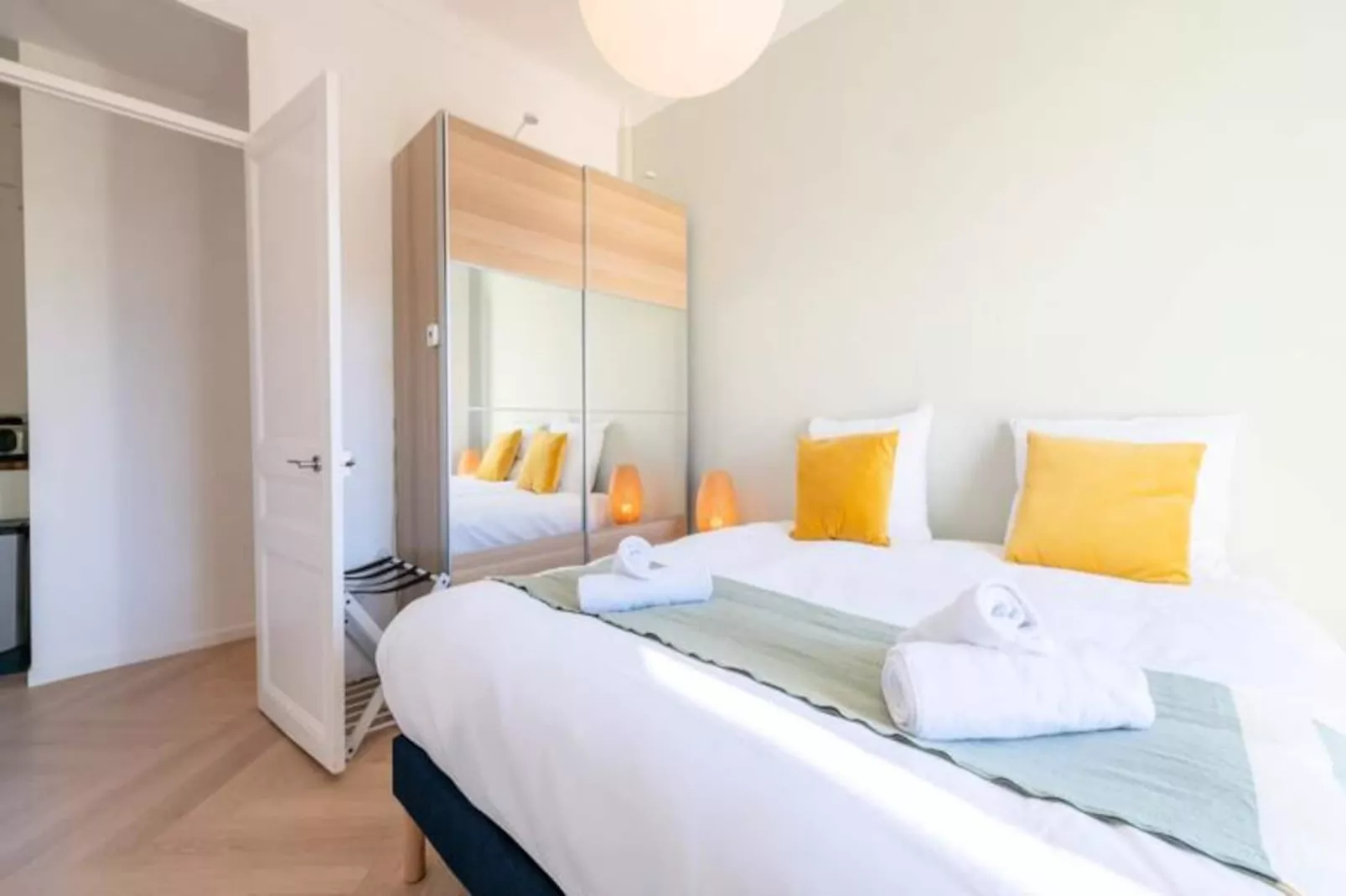 Résidence 3p Avec Balcons, 3min Du Palais Des Congr&egrave;s-Non tagué