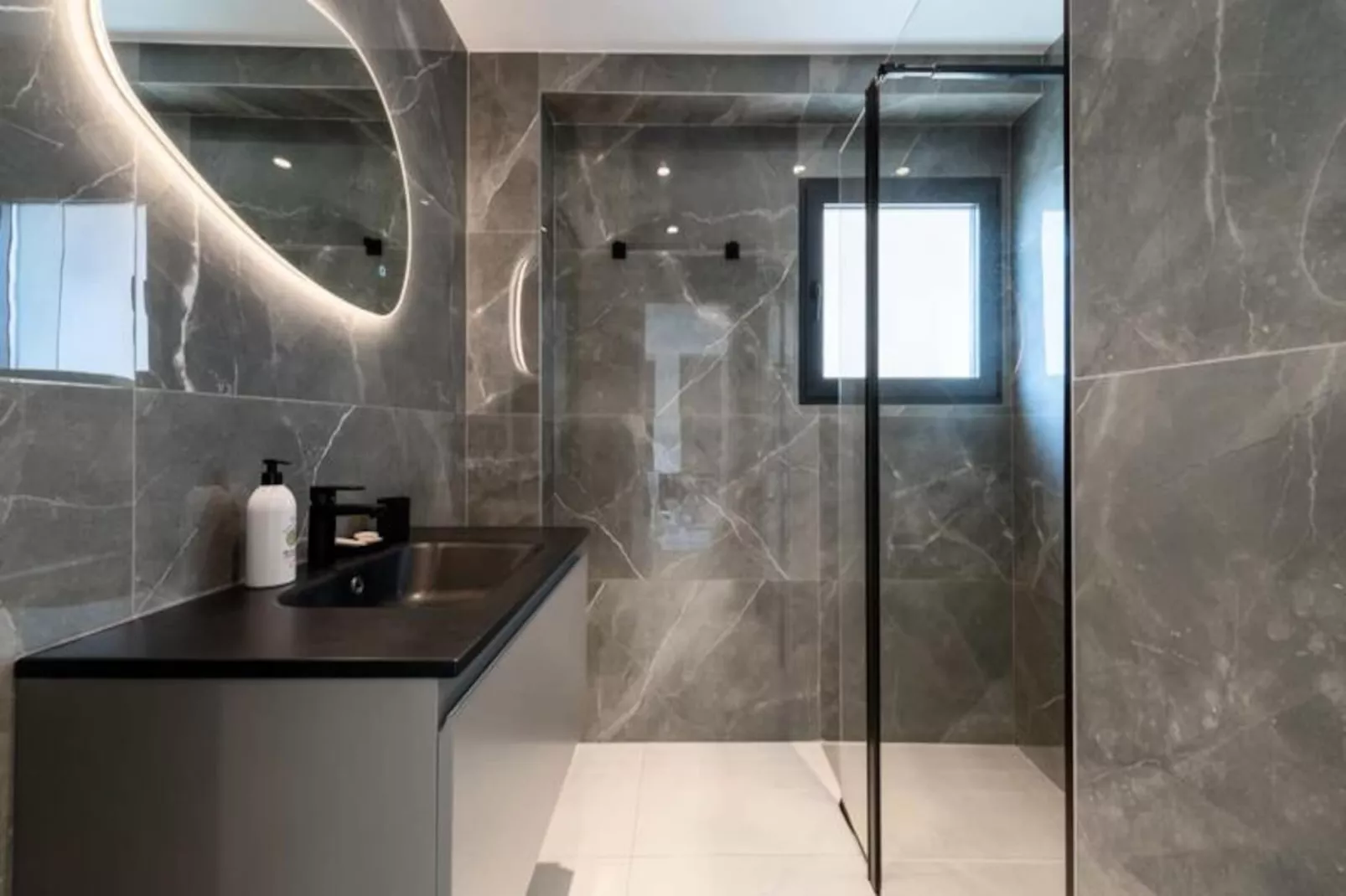 Résidence 2p Traversant, Centre Cannes, Rue D&rsquo;antibes-Non tagué