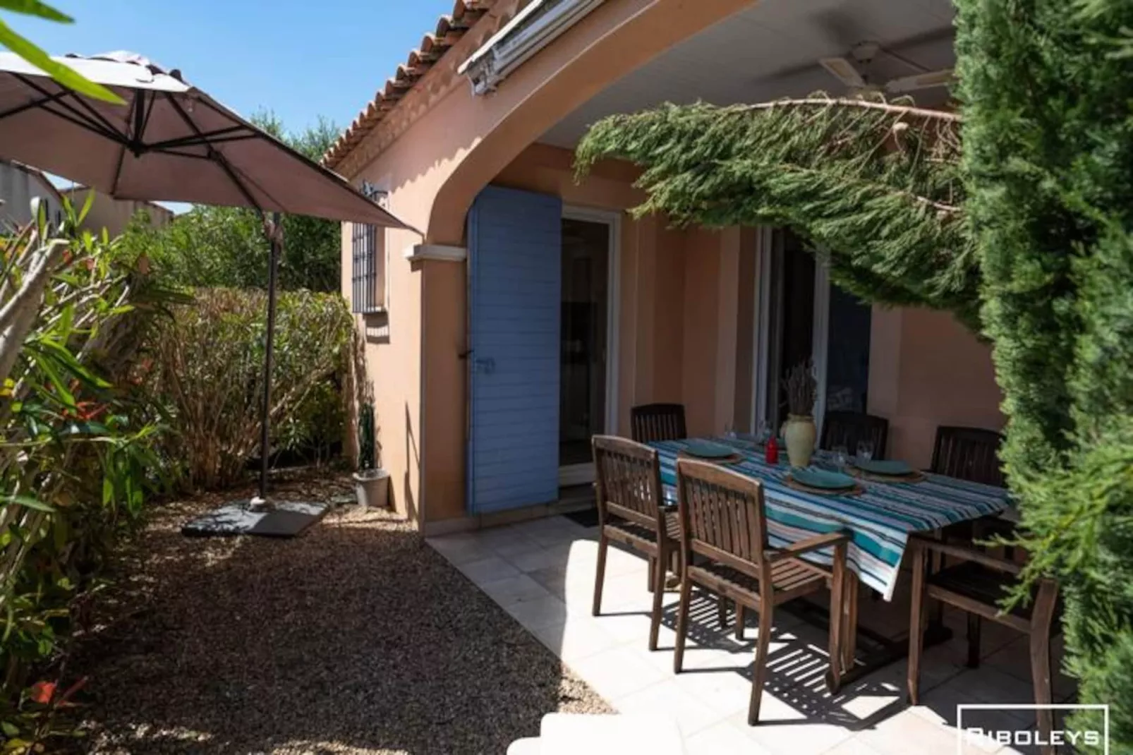 Spacieuse Villa Au C&oelig;ur Du Golf De B&eacute;ziers-Untagged