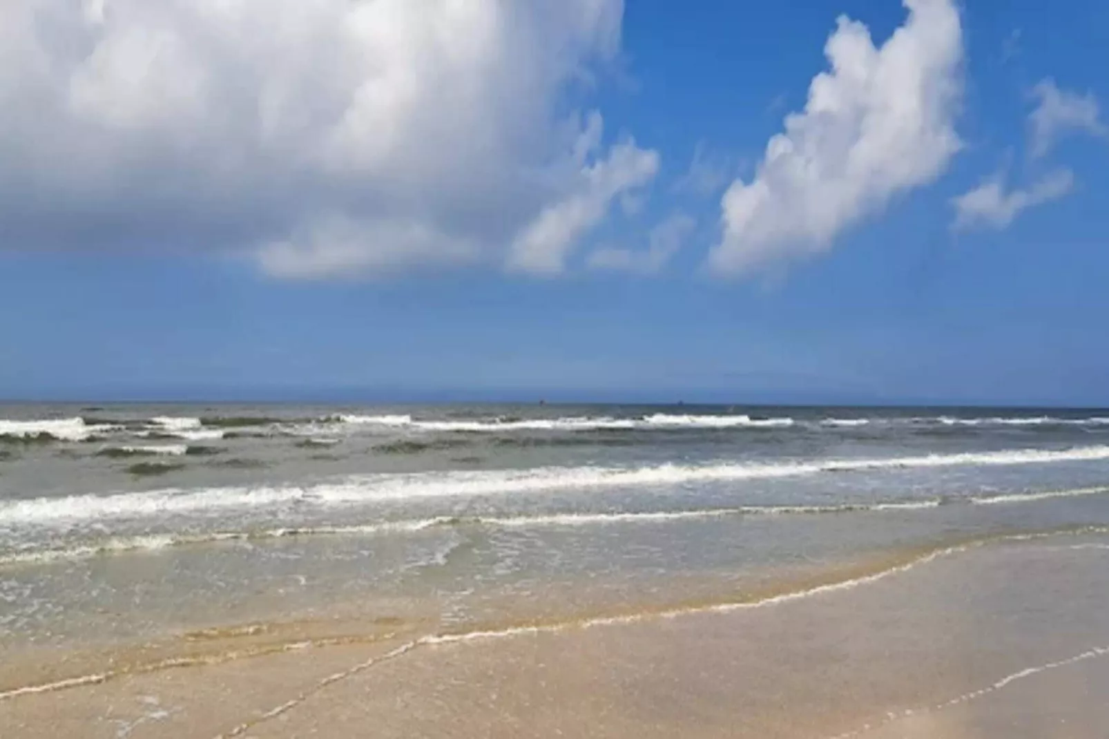 Luxury Retreat with Sauna - By Traum Ferienwohnungen-Water view