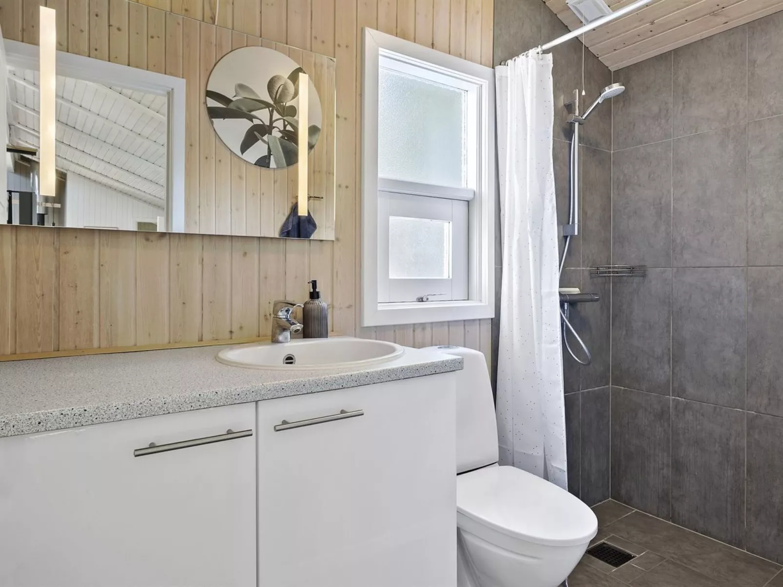 "Yessica" - 300m from the sea-Inside