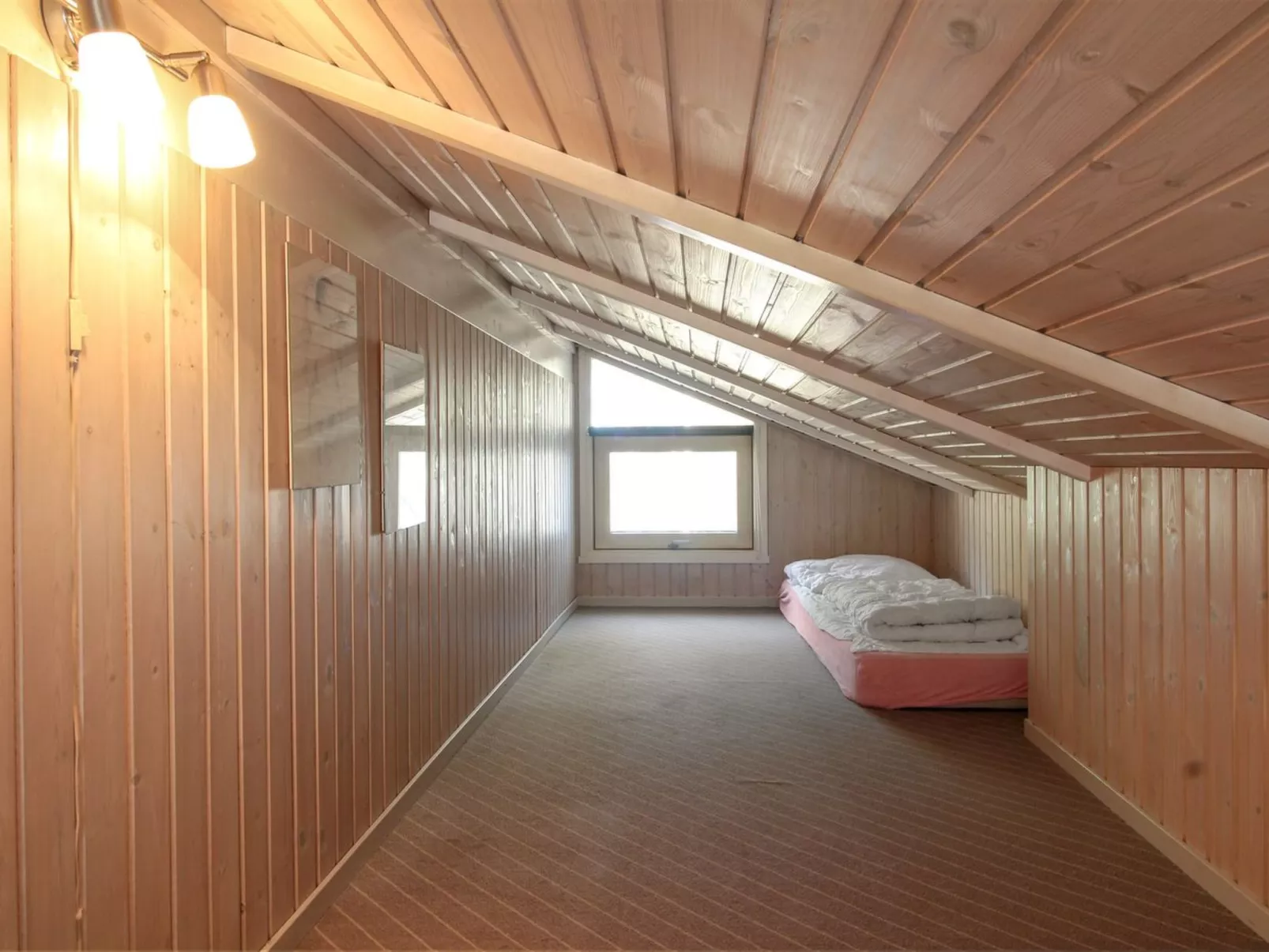 "Harriet" - 800m from the sea-Dedans