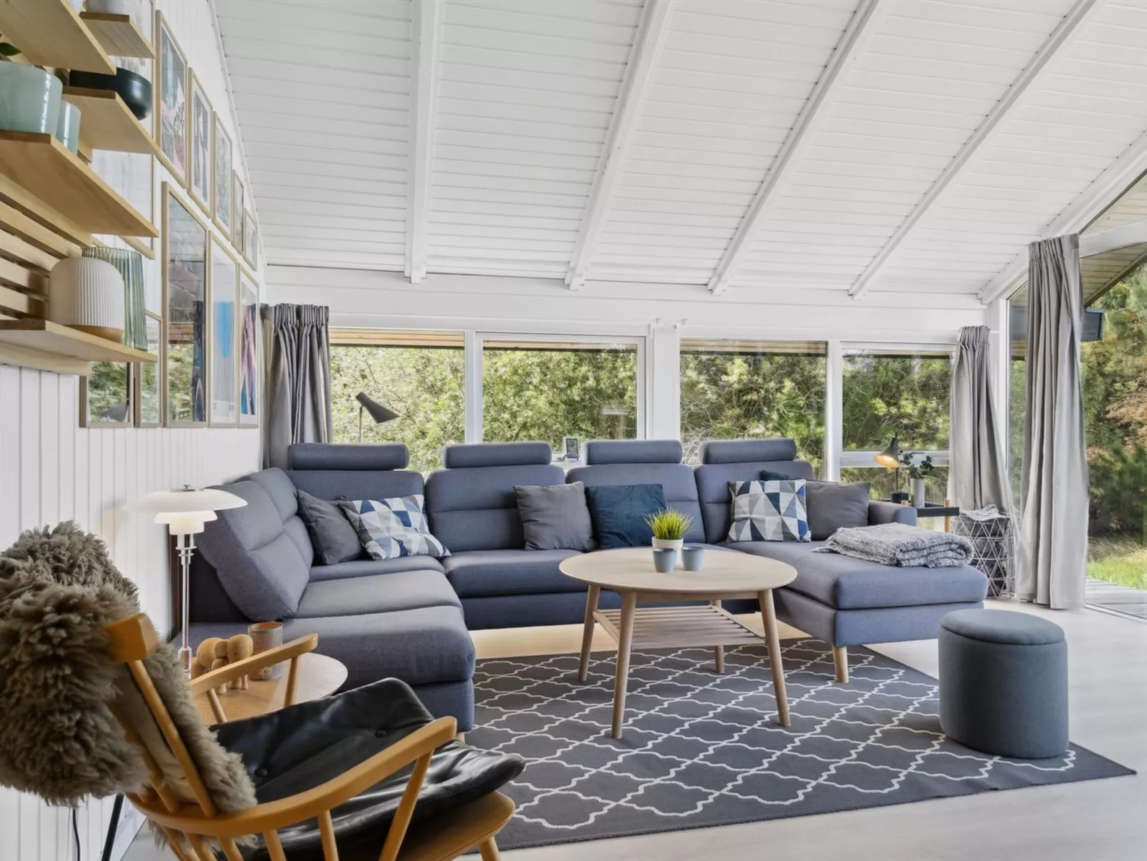 "Julie" - 1.5km from the sea-Inside