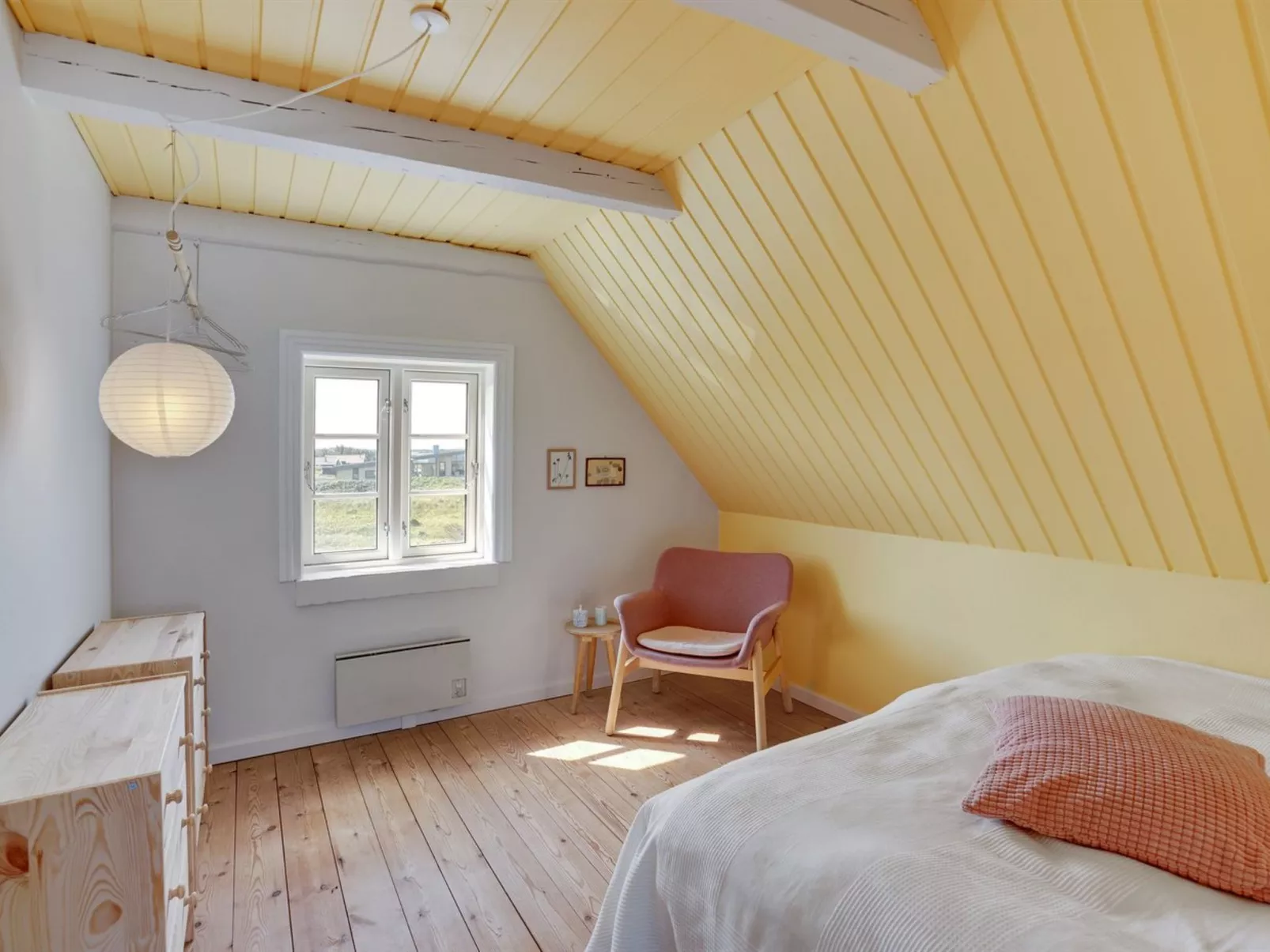 "Bernice" - 150m from the sea-Drinnen