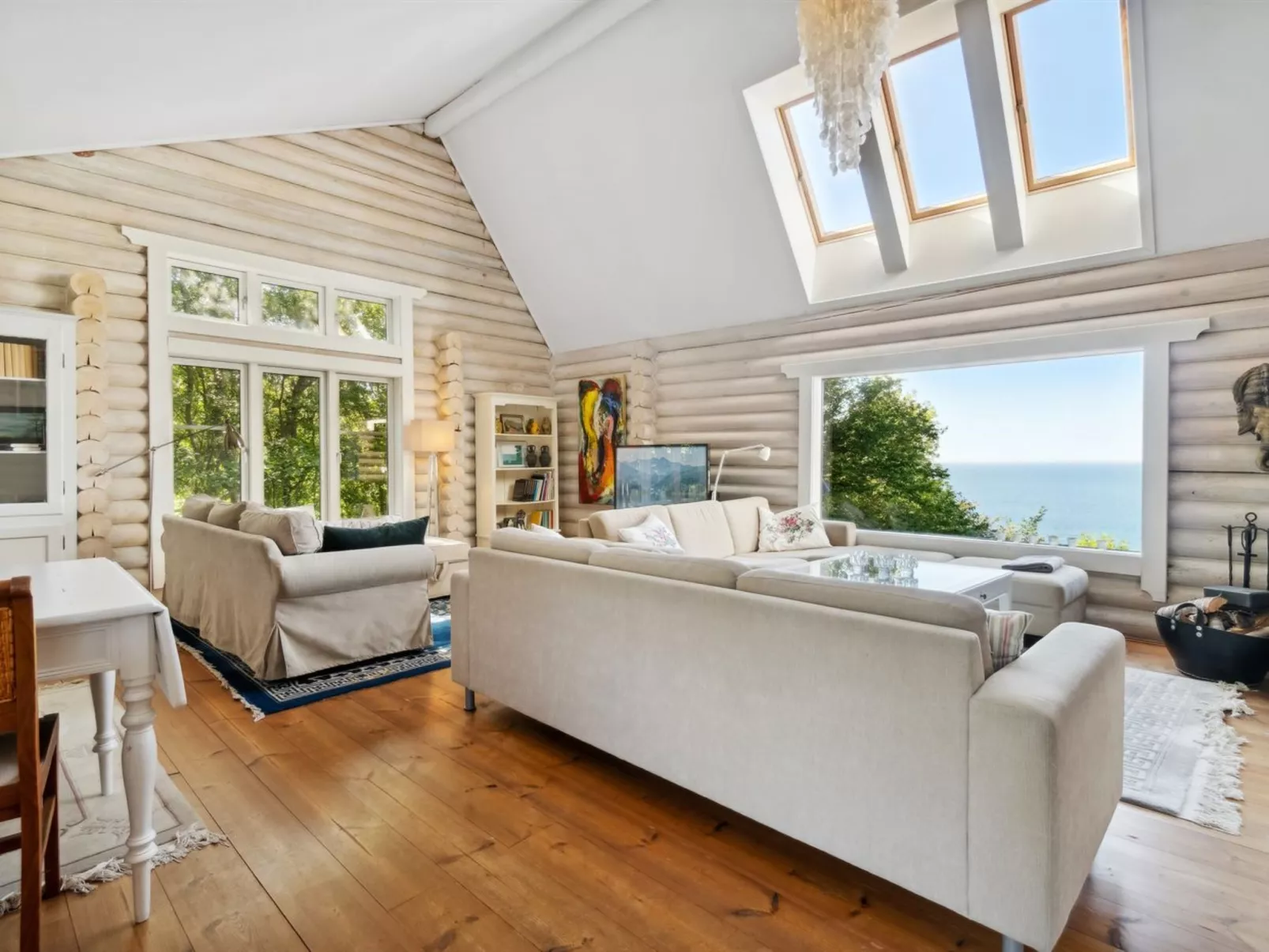 "Heli" - 200m from the sea-Inside