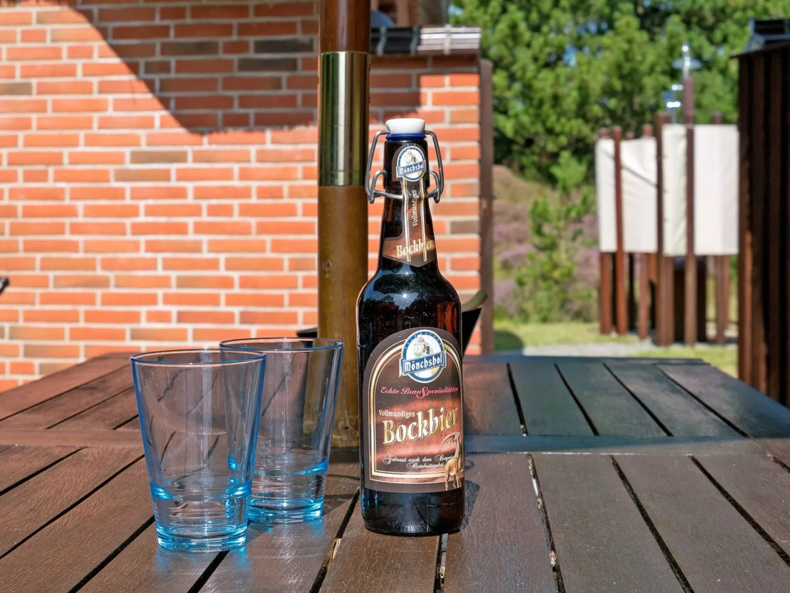 "Siegried" - 2.2km from the sea-Inside