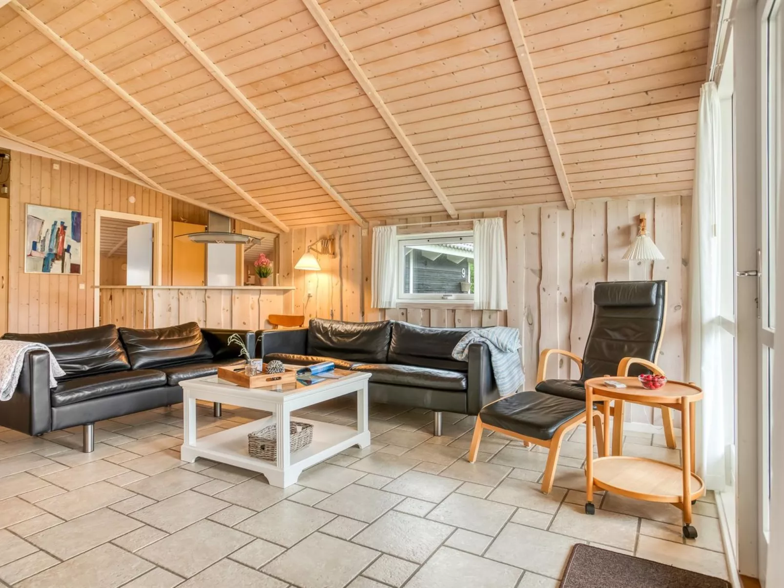 "Leya" - 1.2km from the sea-Dedans