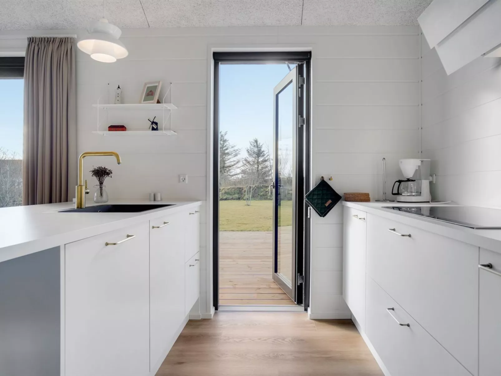 "Odinkar" - 1.1km from the sea-Drinnen