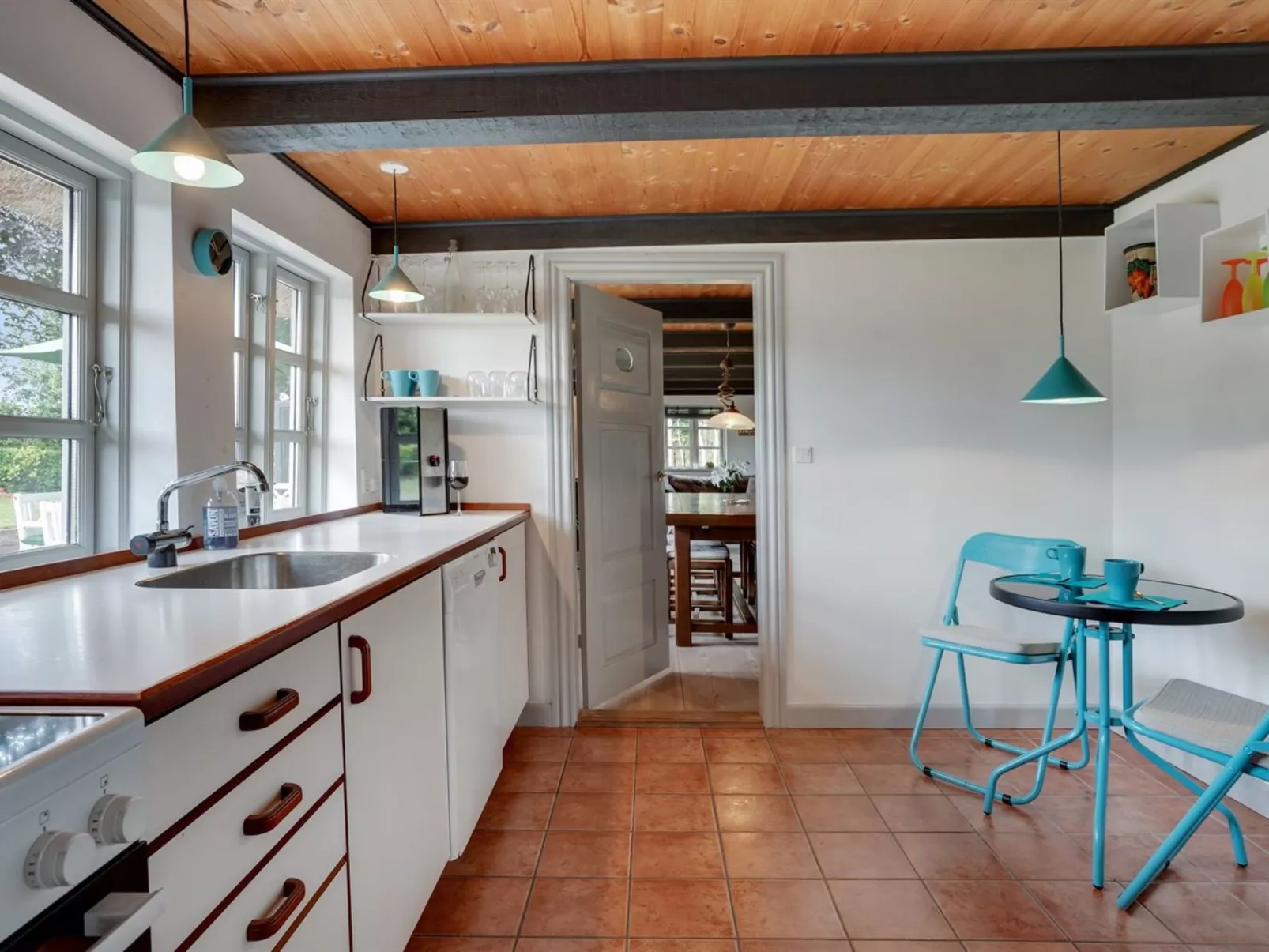 "Maileen" - 2.1km to the fjord-Dedans