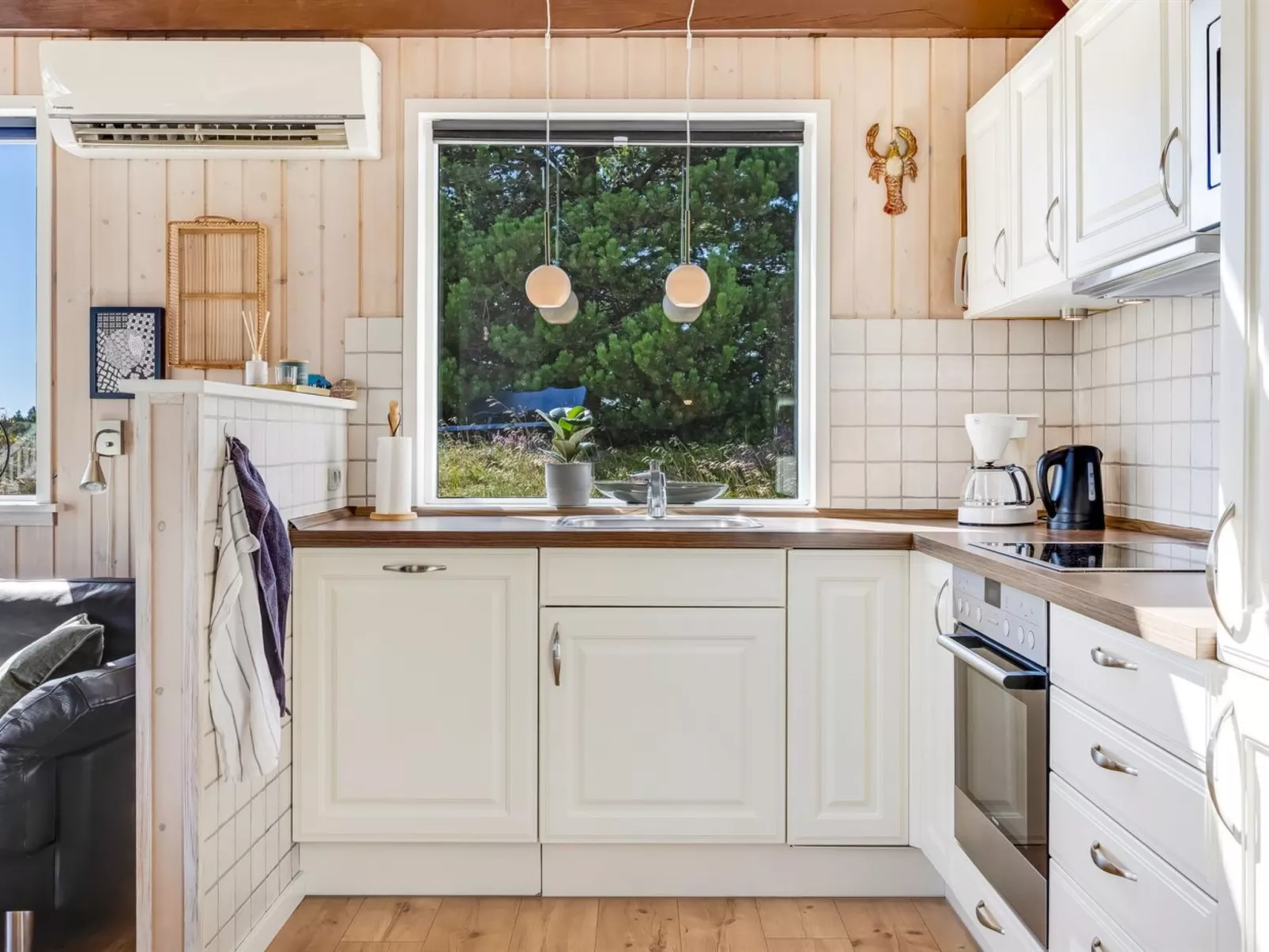 "Clare" - 4km from the sea-Dedans