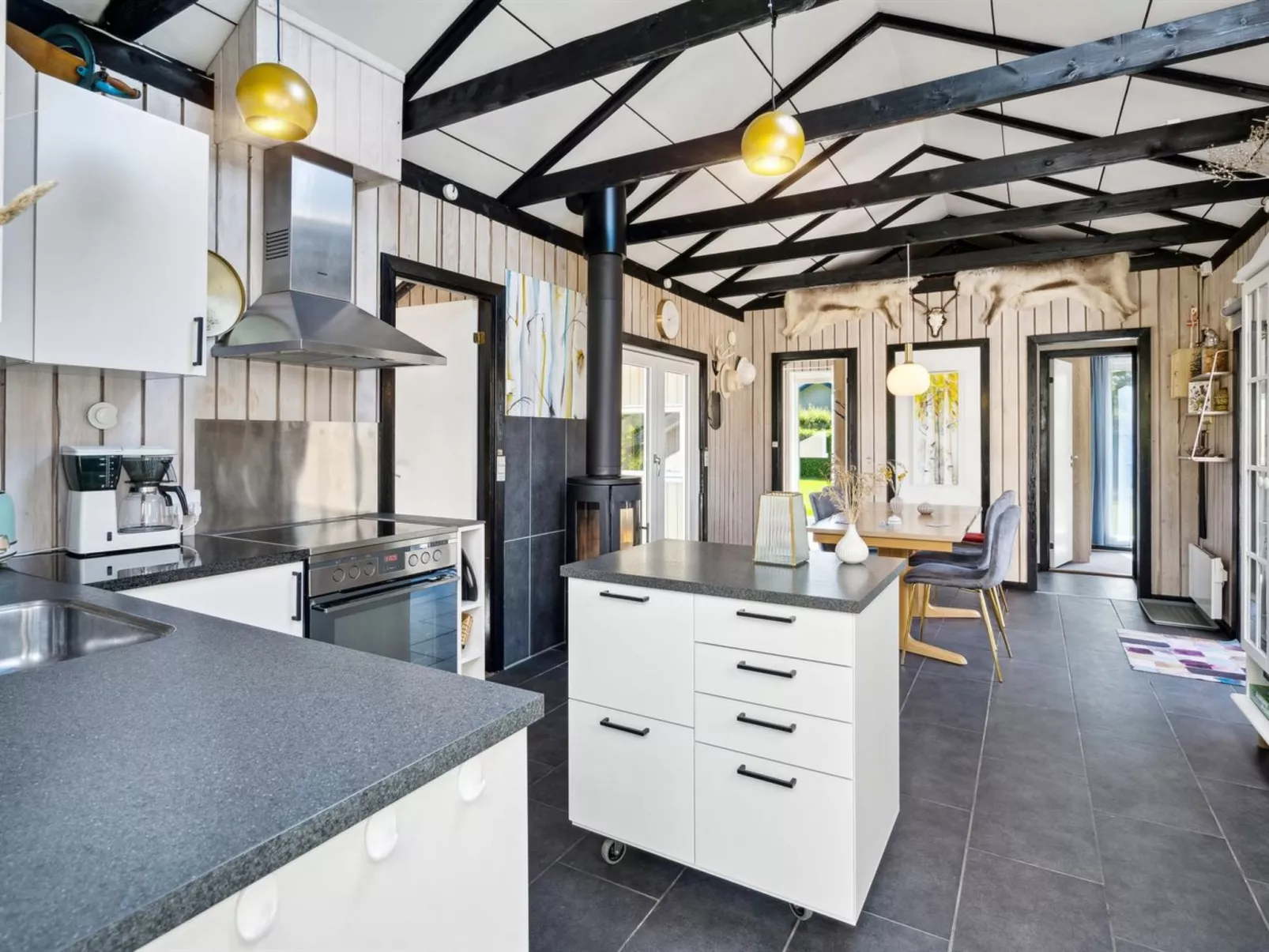 "Kolja" - 525m from the sea-Inside