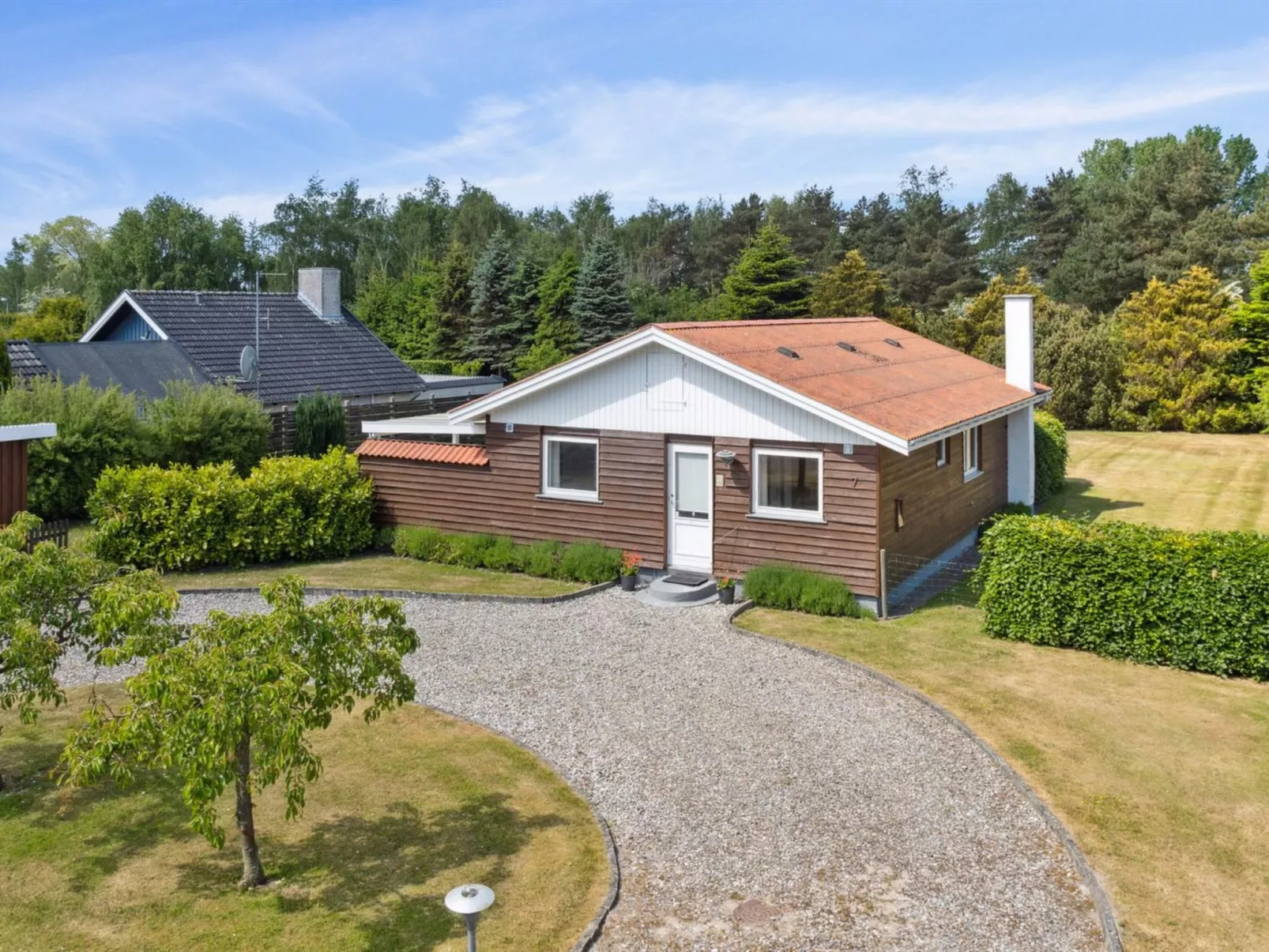 "Onni" - 1km from the sea-Outside