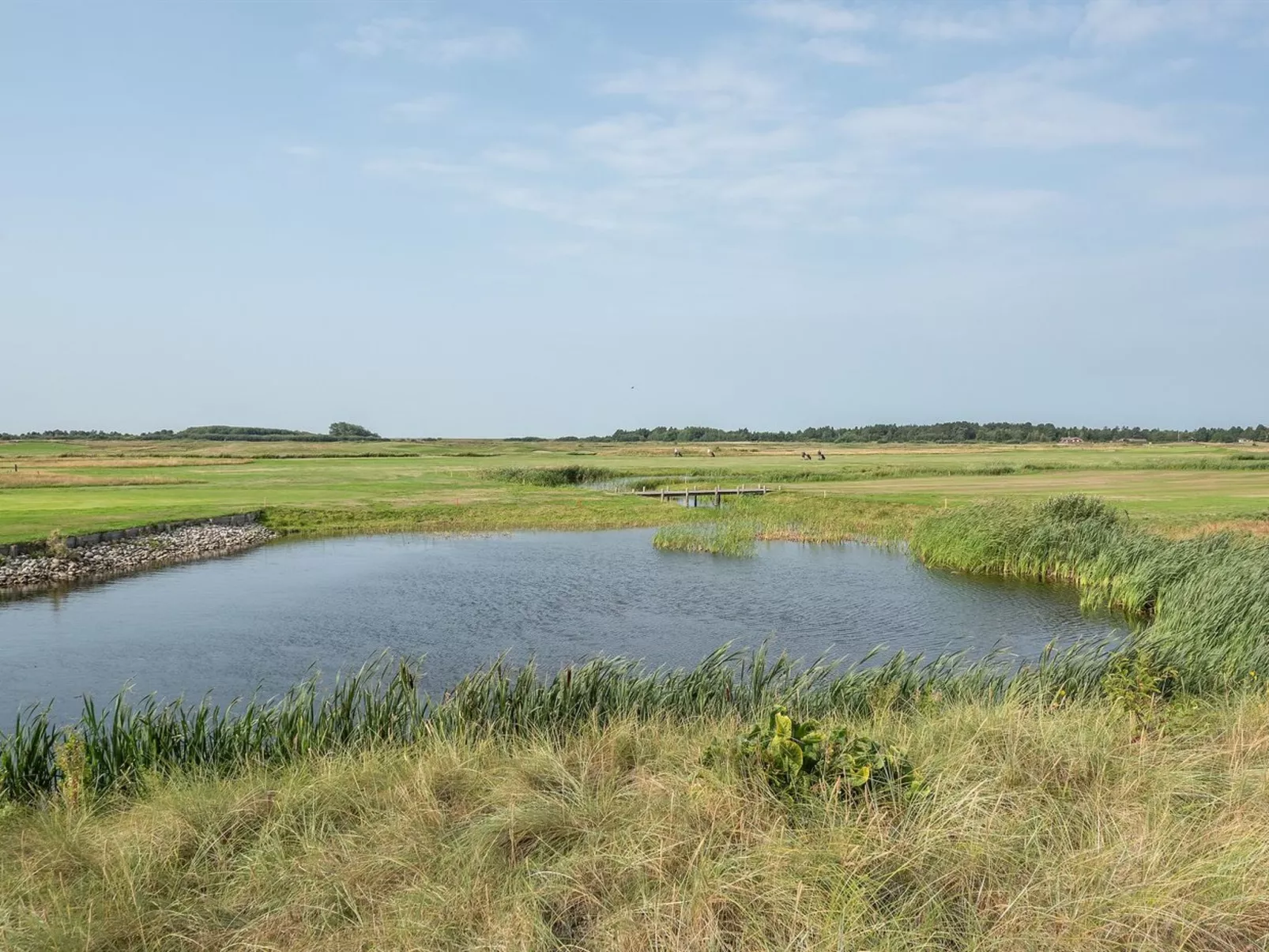 "Helvig" - 2.3km from the sea - Outside
