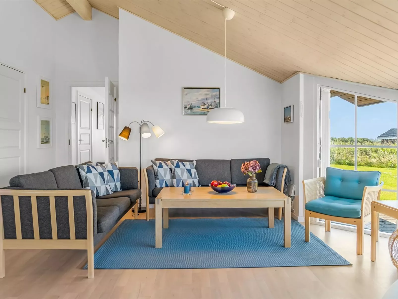 "Anya" - 650m from the sea-Dedans