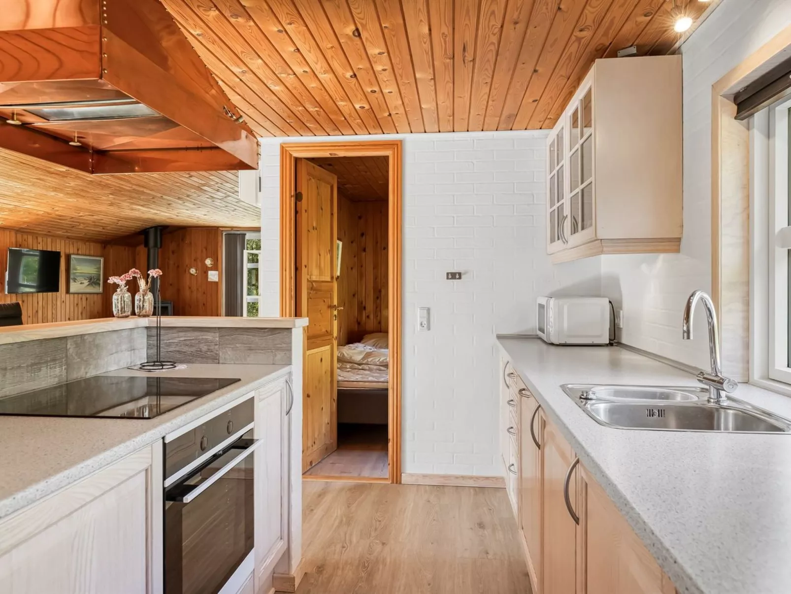 "Troen" - 3.8km from the sea-Dedans