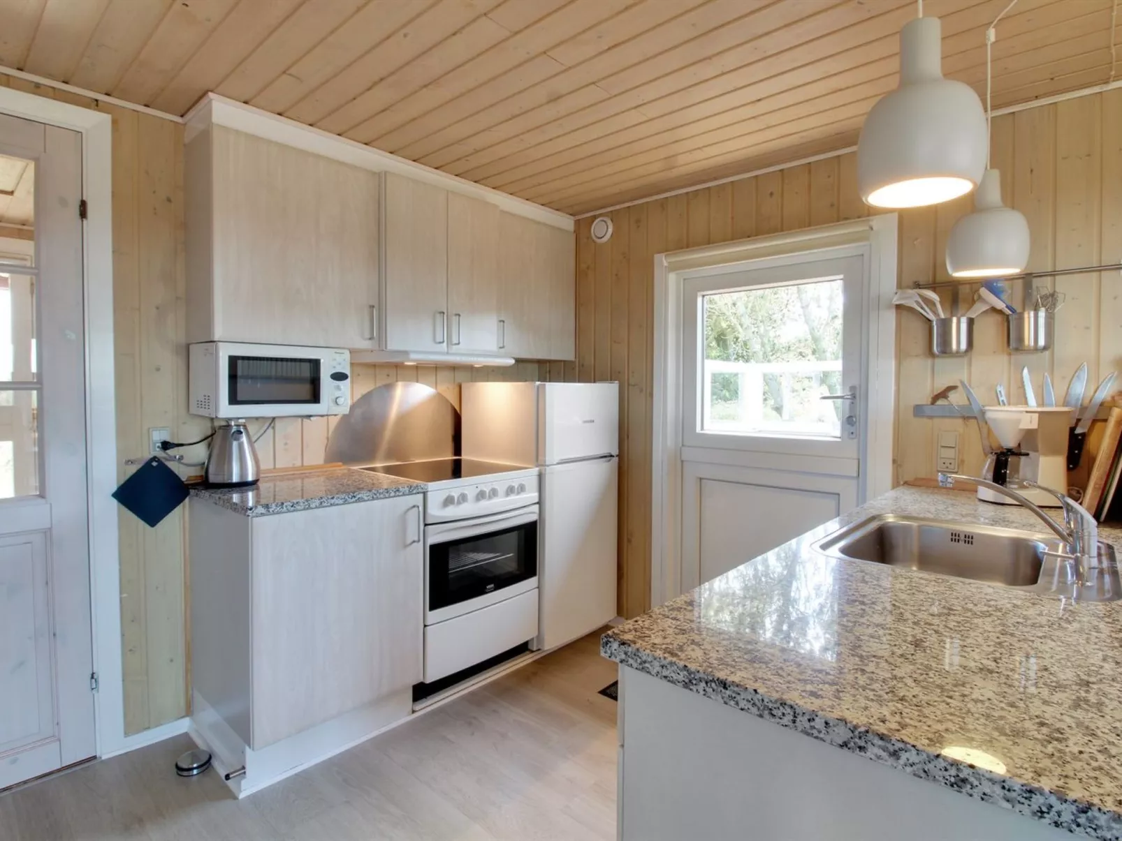 "Zekine" - 2.5km from the sea-Dedans