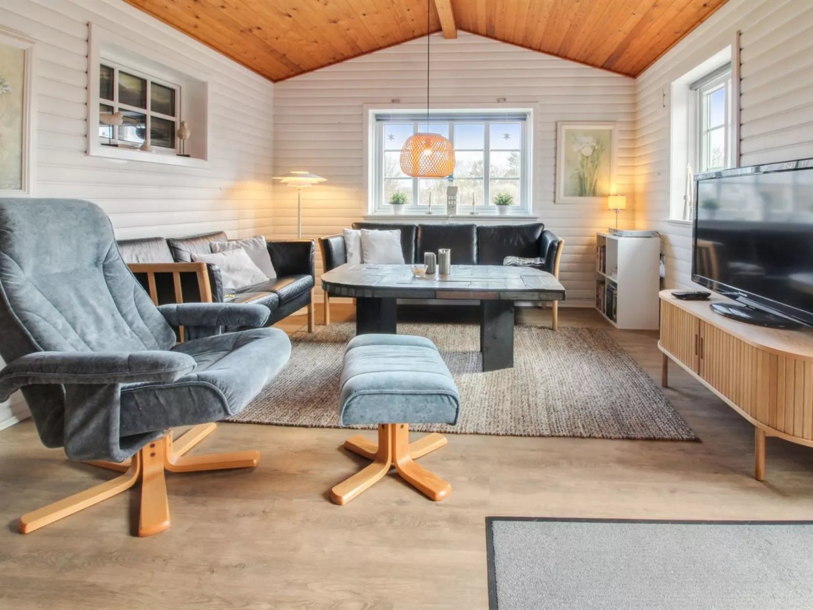 "Hendrine" - 500m from the sea-Drinnen