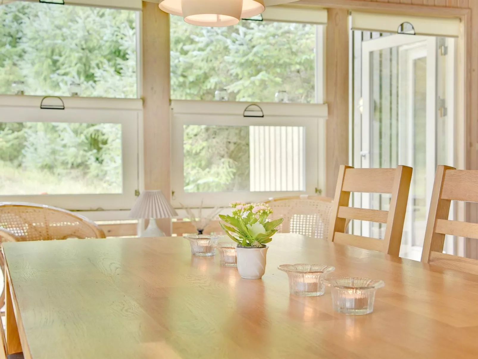 "Editt" - 2km from the sea-Inside