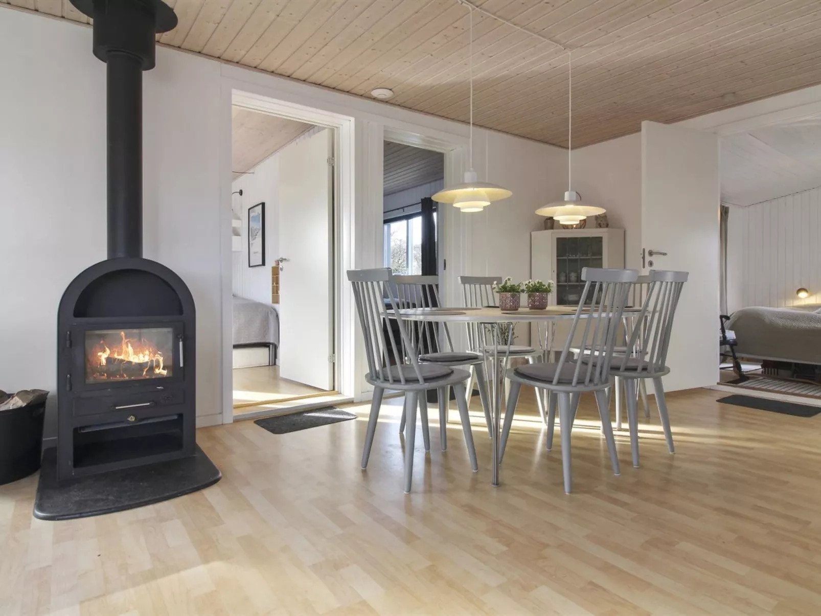 "Jespar" - 300m from the sea-Inside