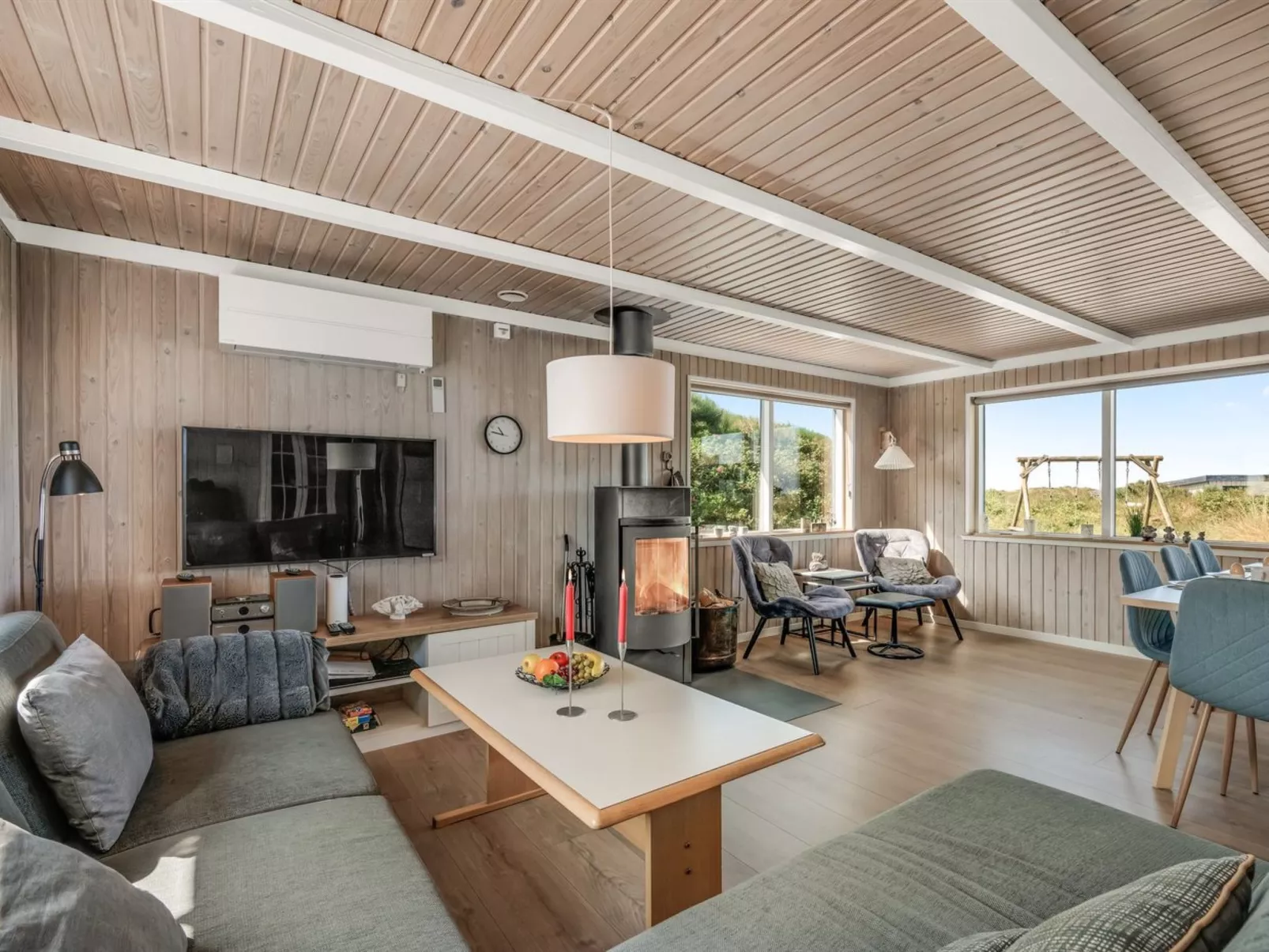 "Talia" -  from the sea-Dedans