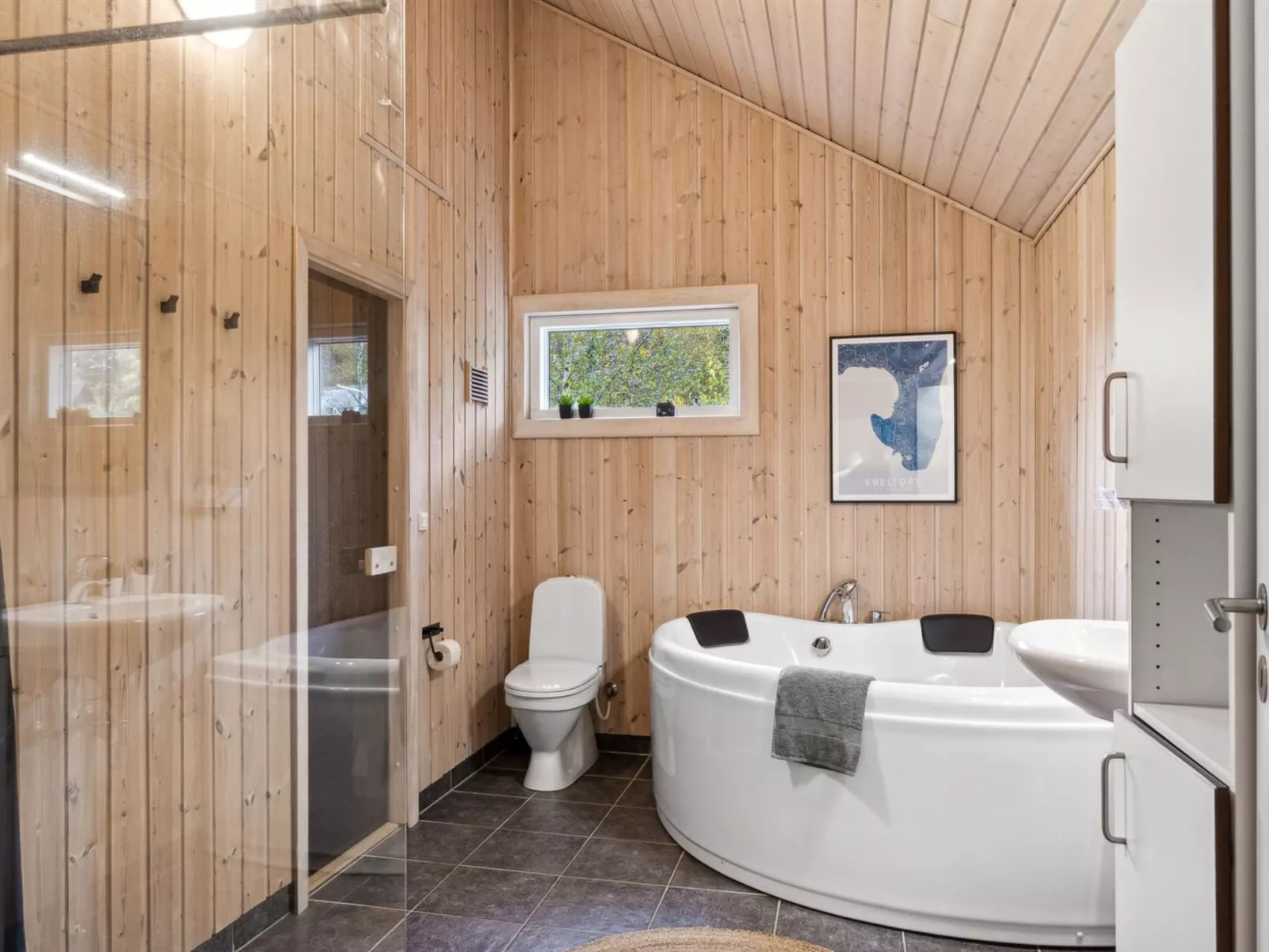 "Benno" - 2.1km from the sea-Inside