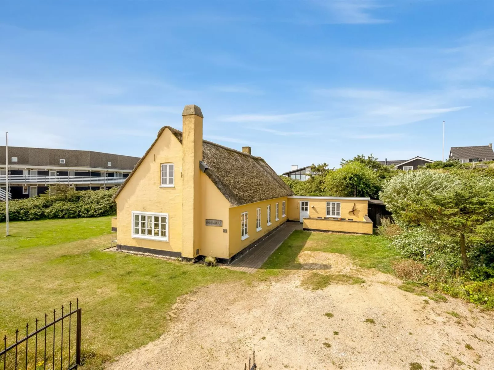 "Urte" -  from the sea-Outside