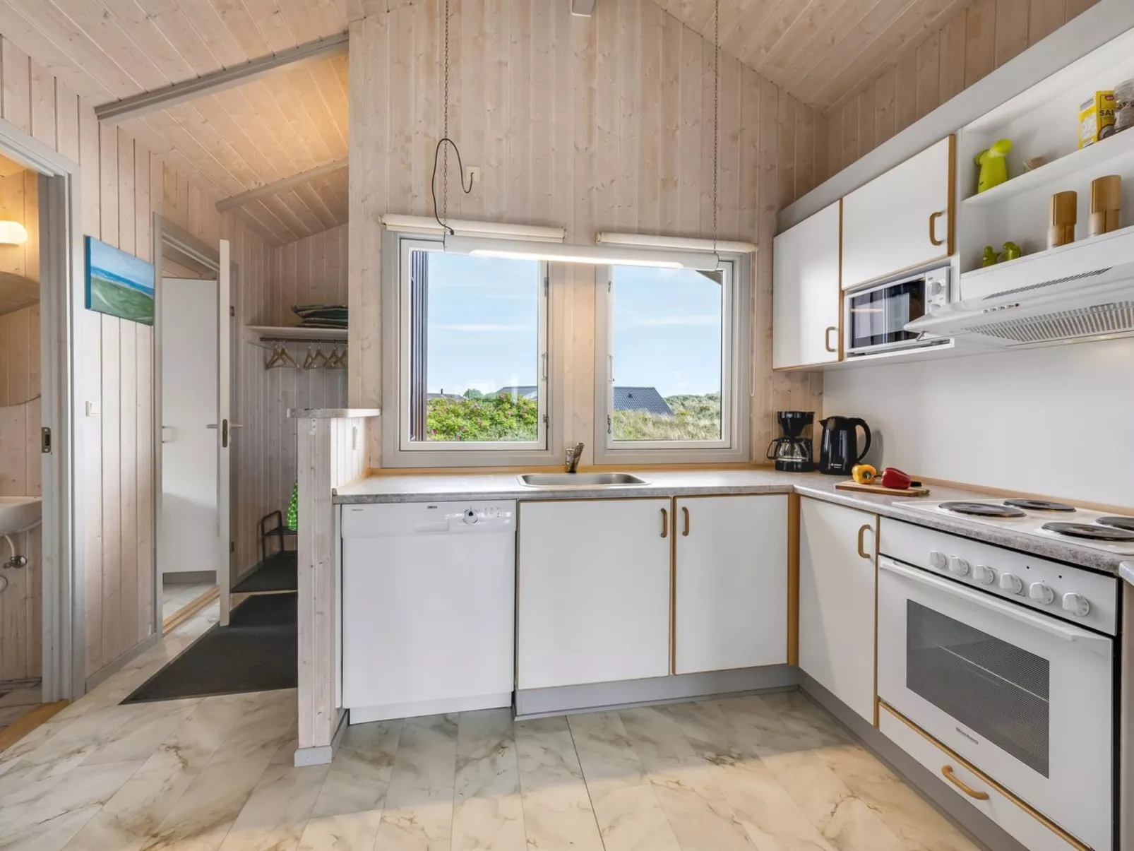 "Tuure" -  from the sea-Dedans