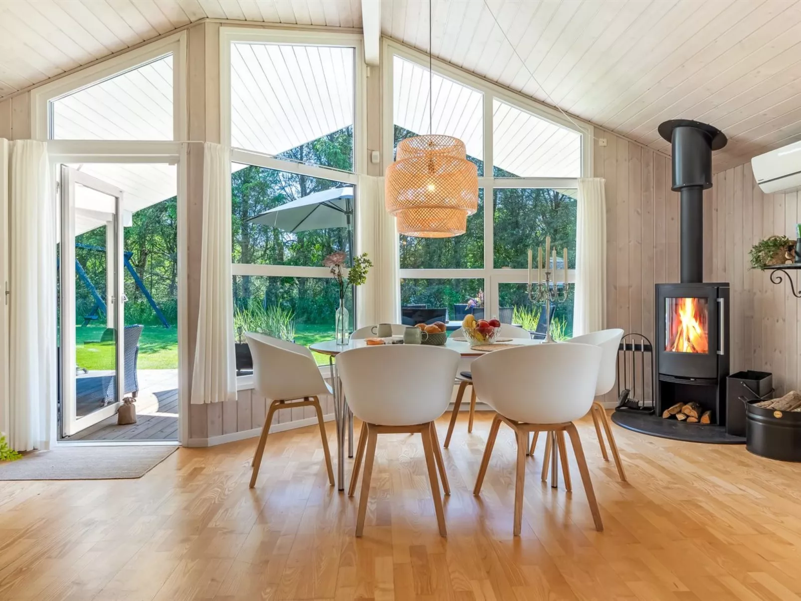 "Vilmar" - 1.2km from the sea-Dedans