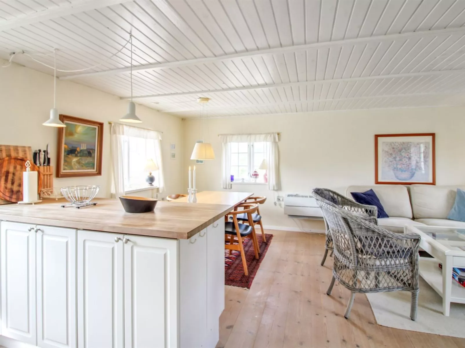 "Iivari" - 1.5km from the sea-Inside